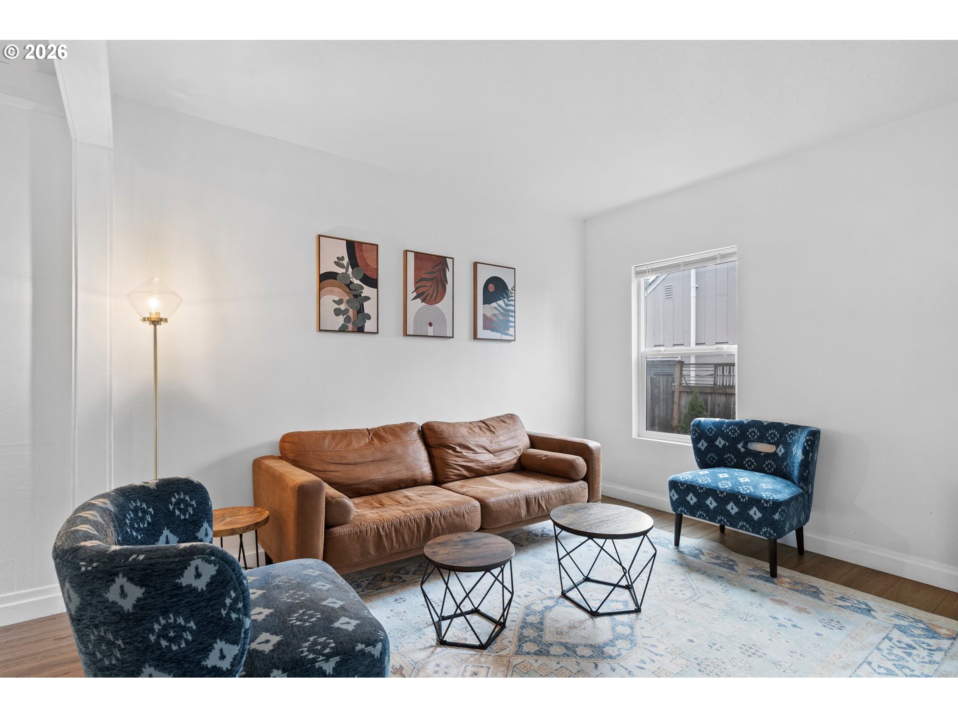 property viewer photo 6