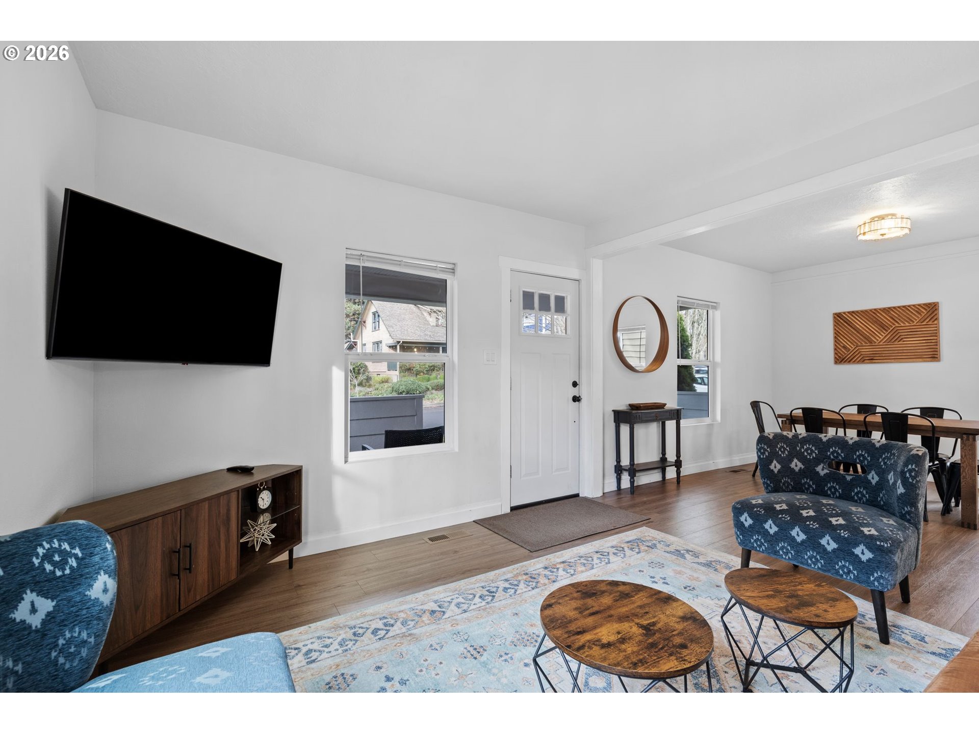 property viewer photo 7