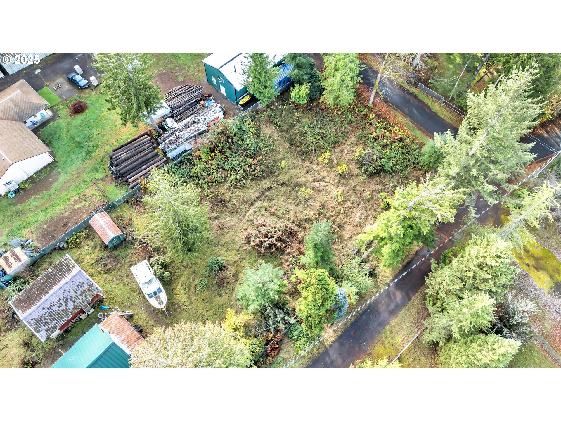 main property photo 6