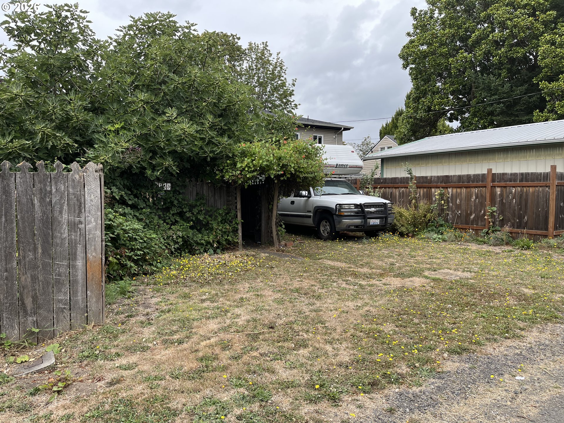 main property photo 21