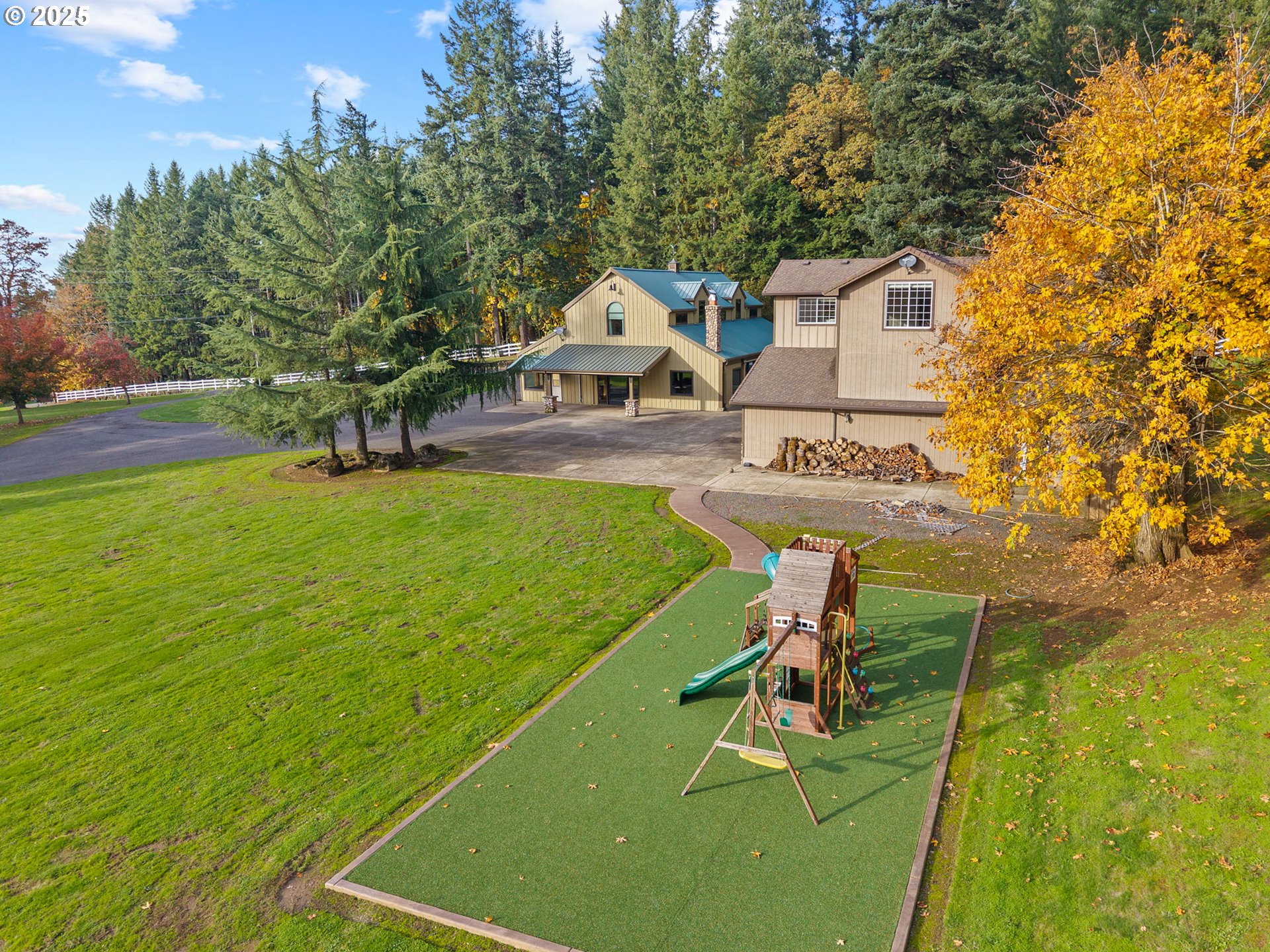 main property photo 35