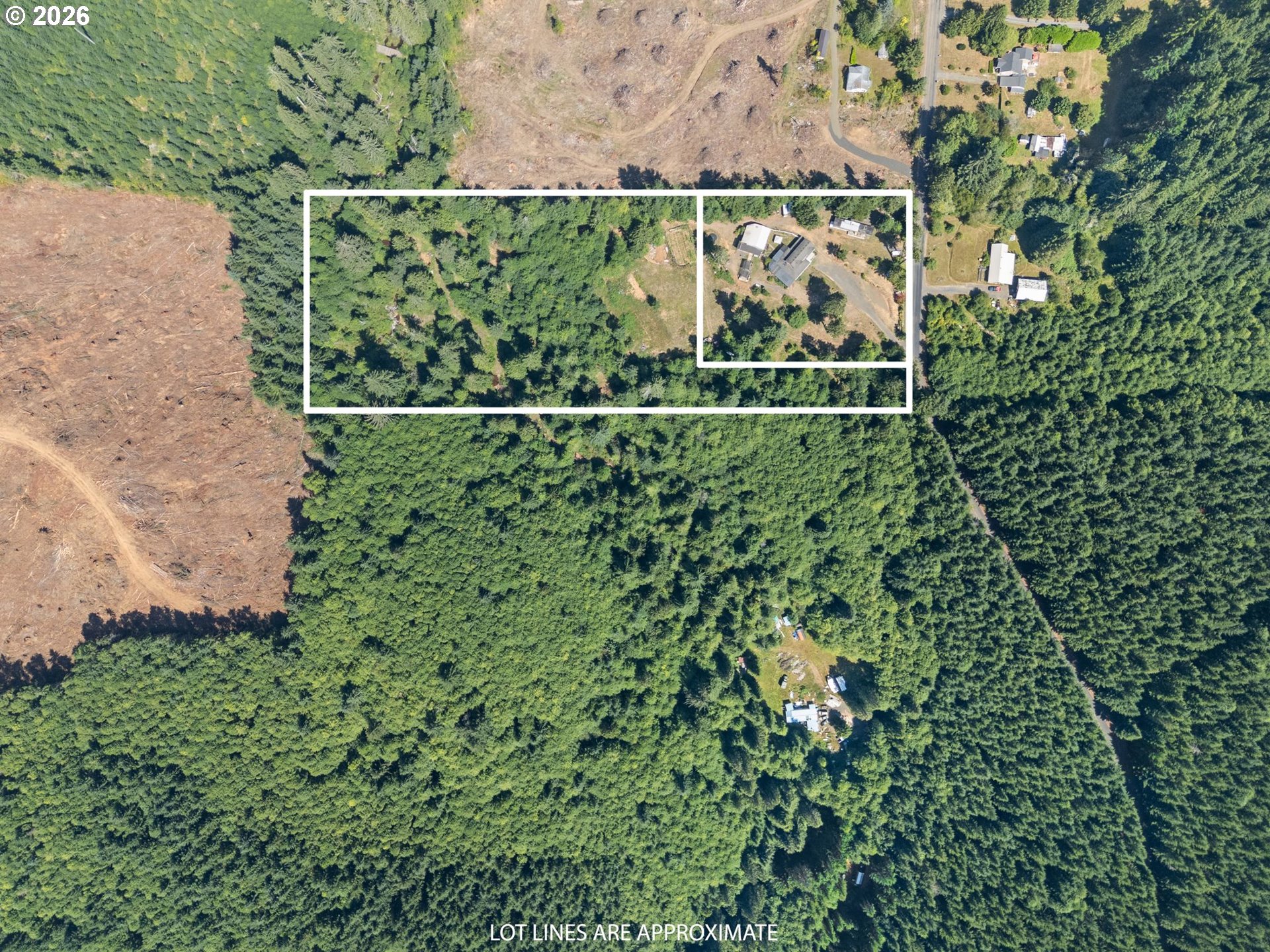 main property photo 45