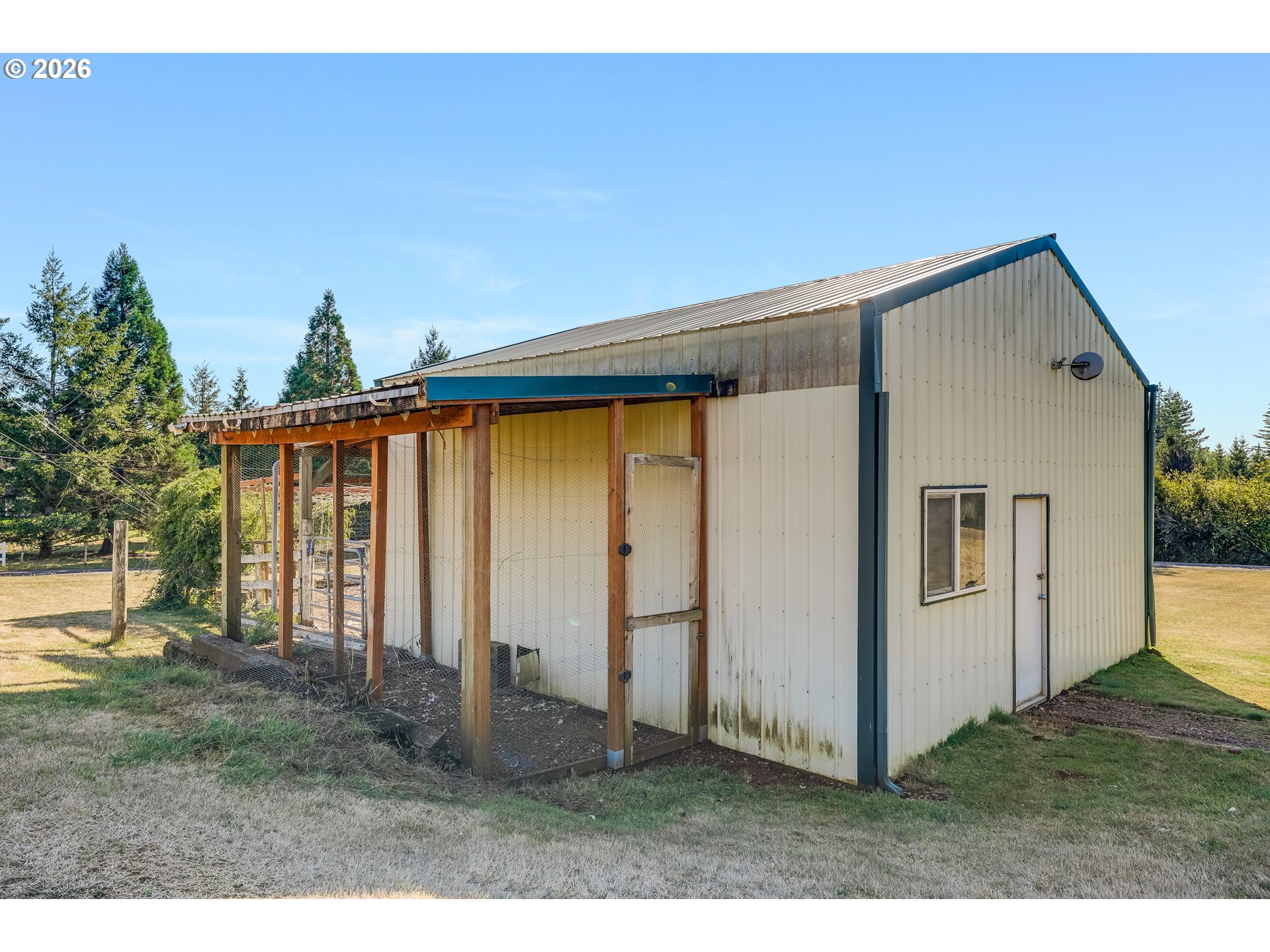 main property photo 33