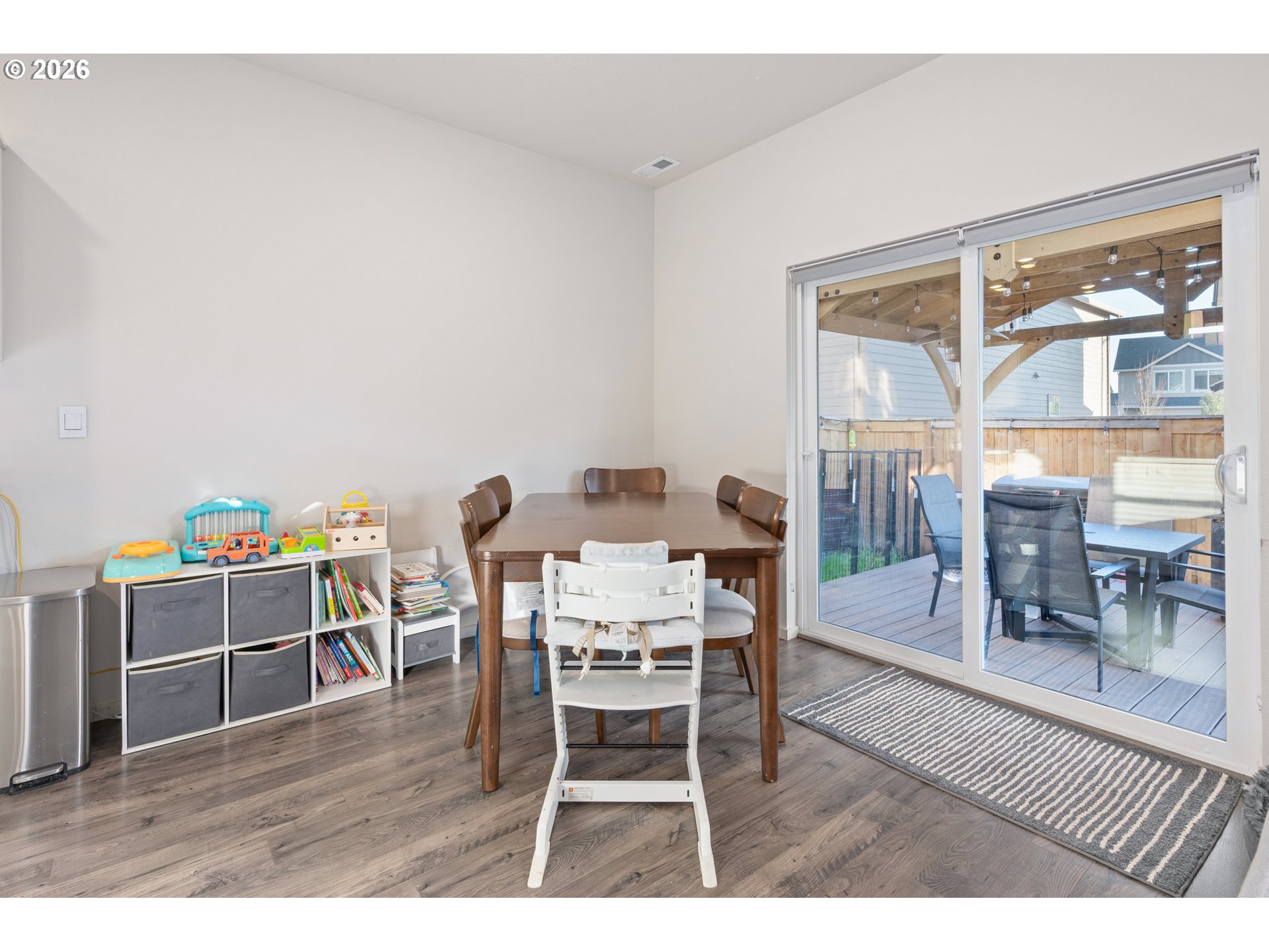 property viewer photo 15