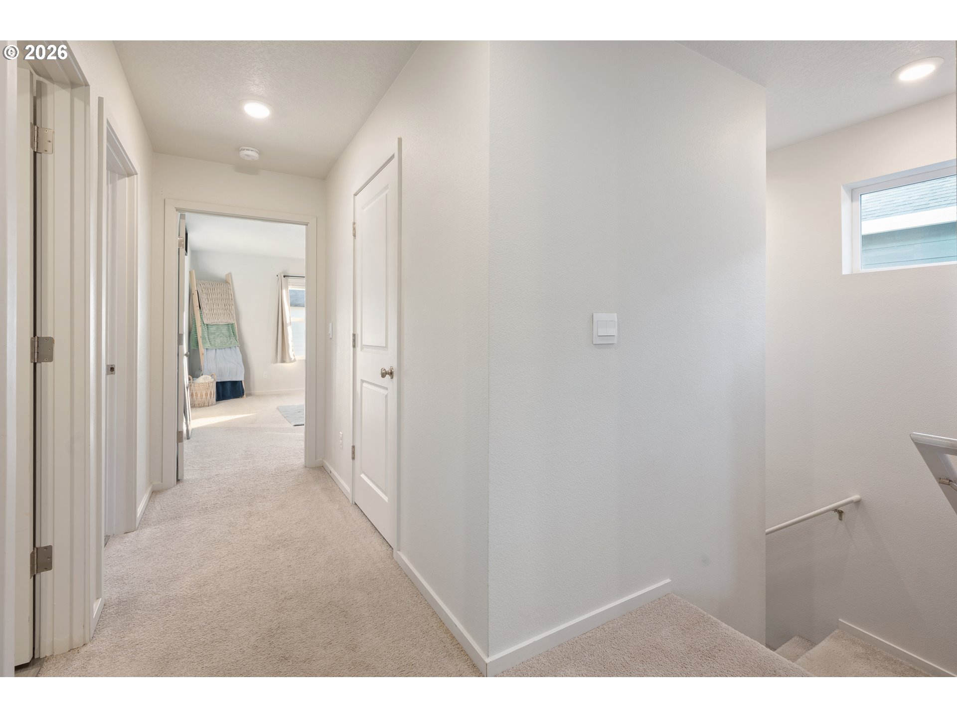 property viewer photo 18