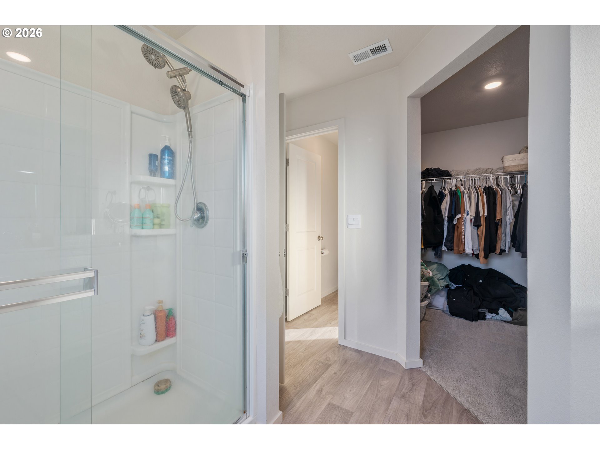 property viewer photo 25