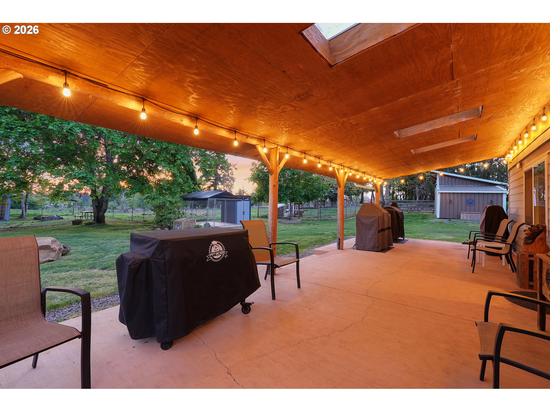 main property photo 4