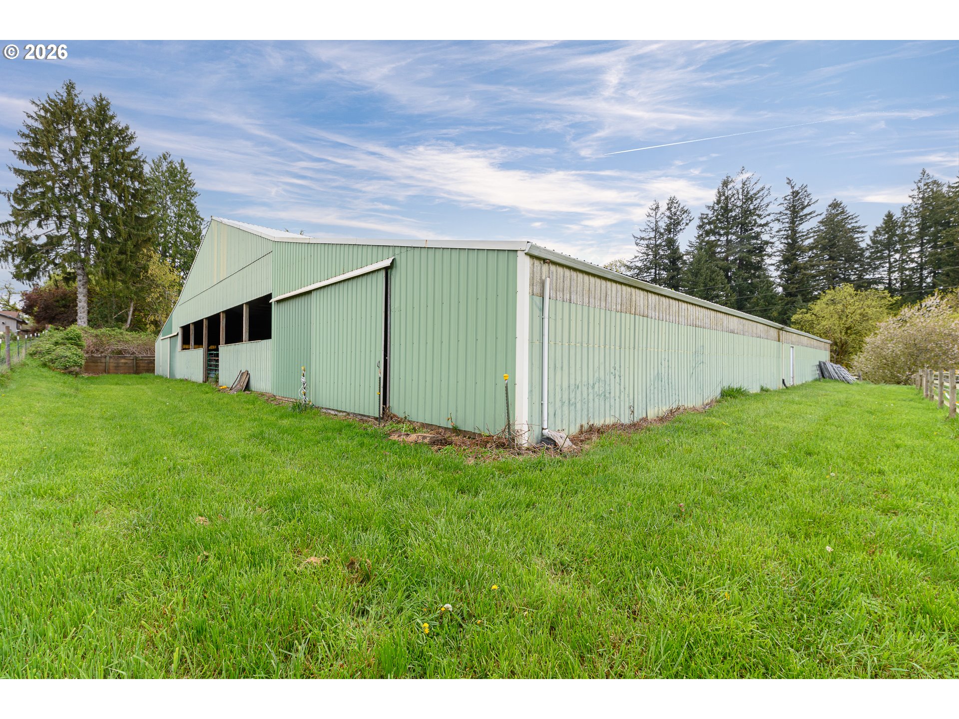 main property photo 10