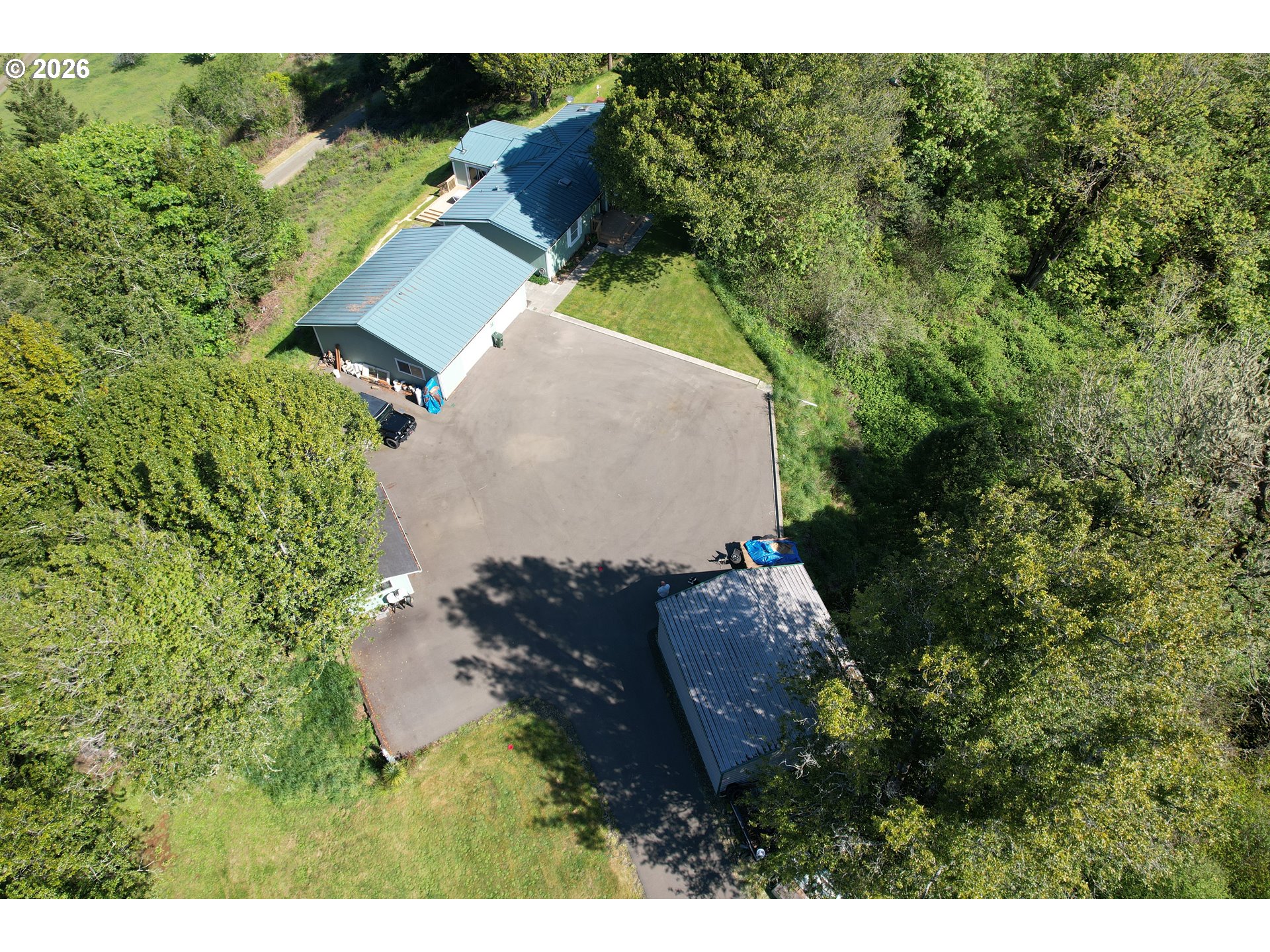 main property photo 22