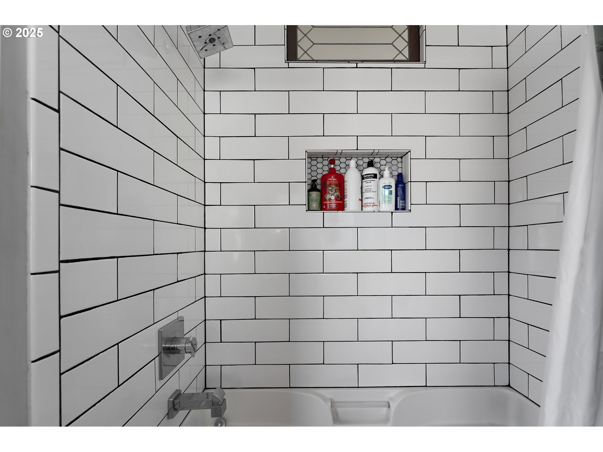 property viewer photo 20