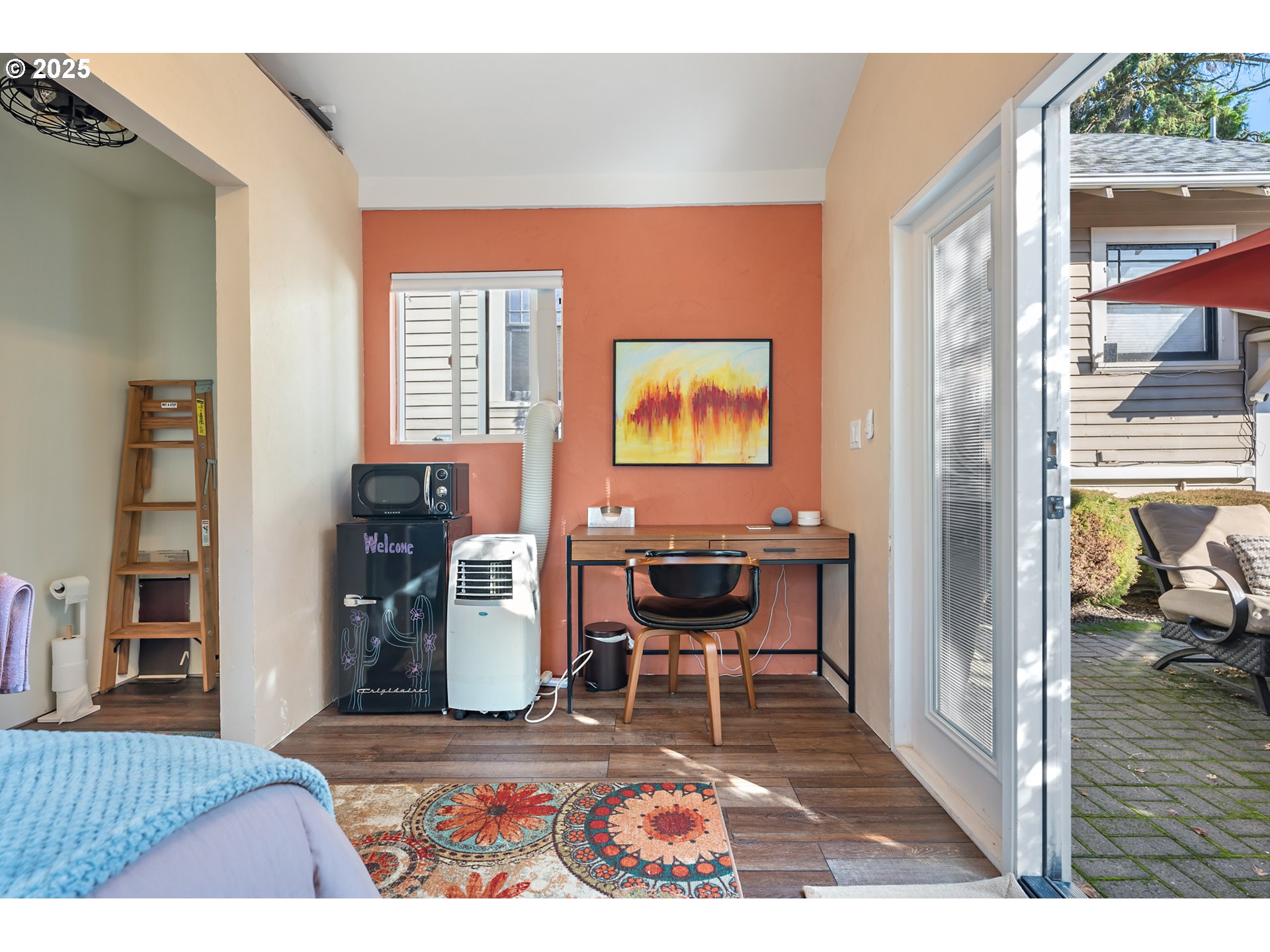 property viewer photo 30