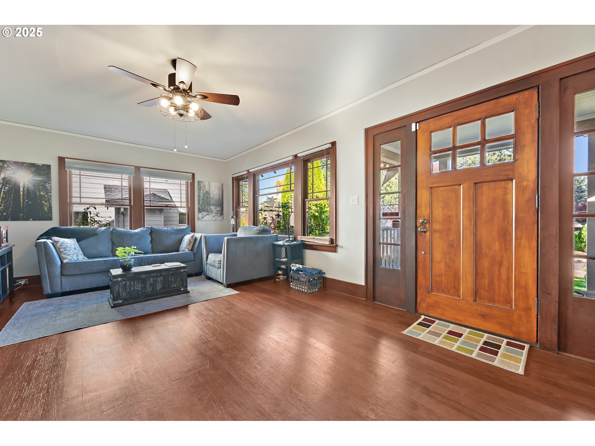 property viewer photo 4