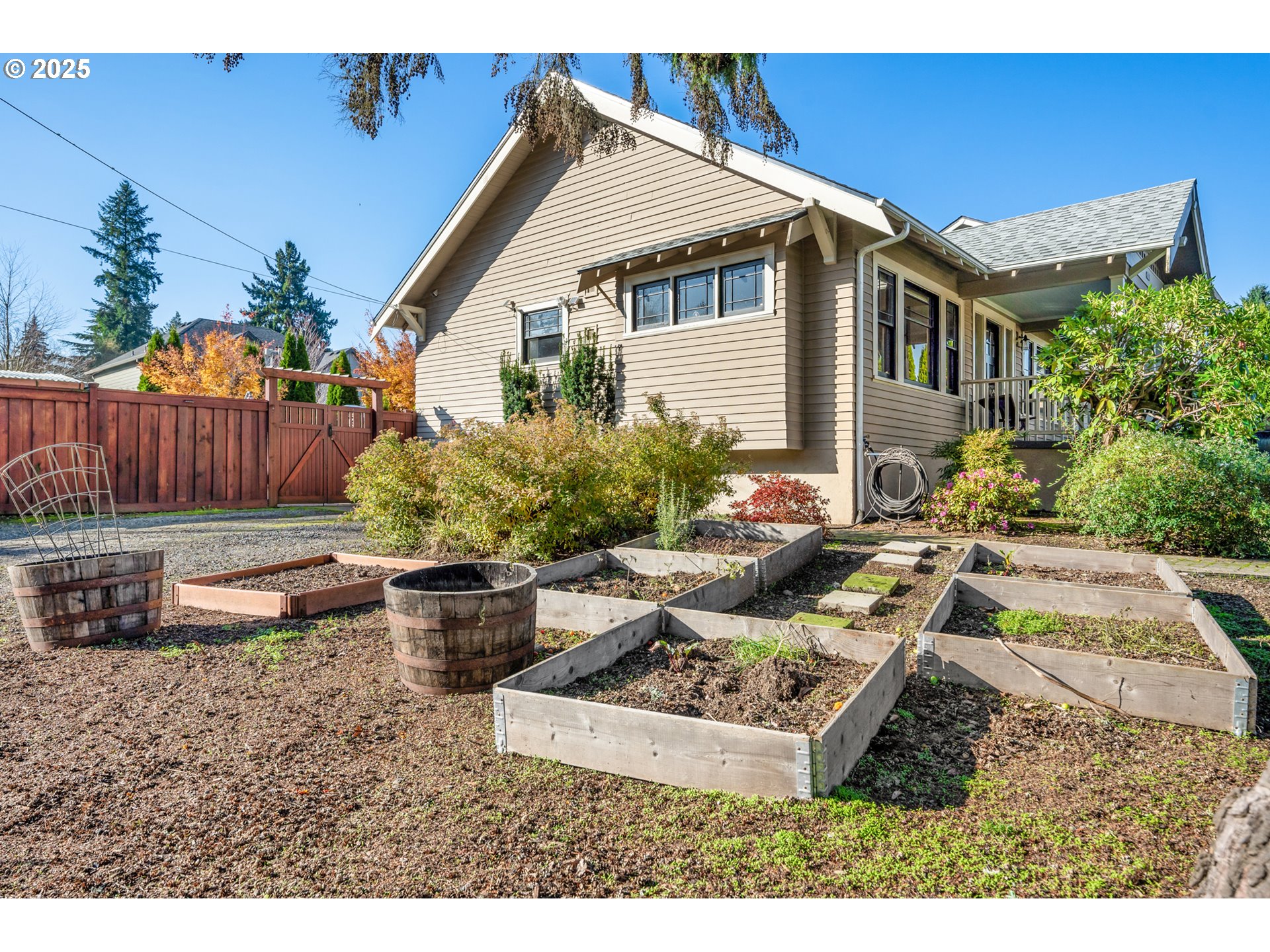 property viewer photo 40