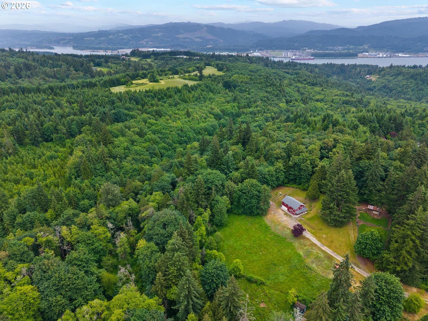main property photo 34