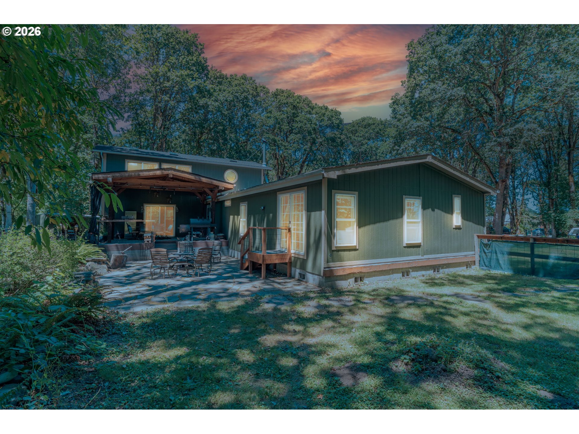 main property photo 5