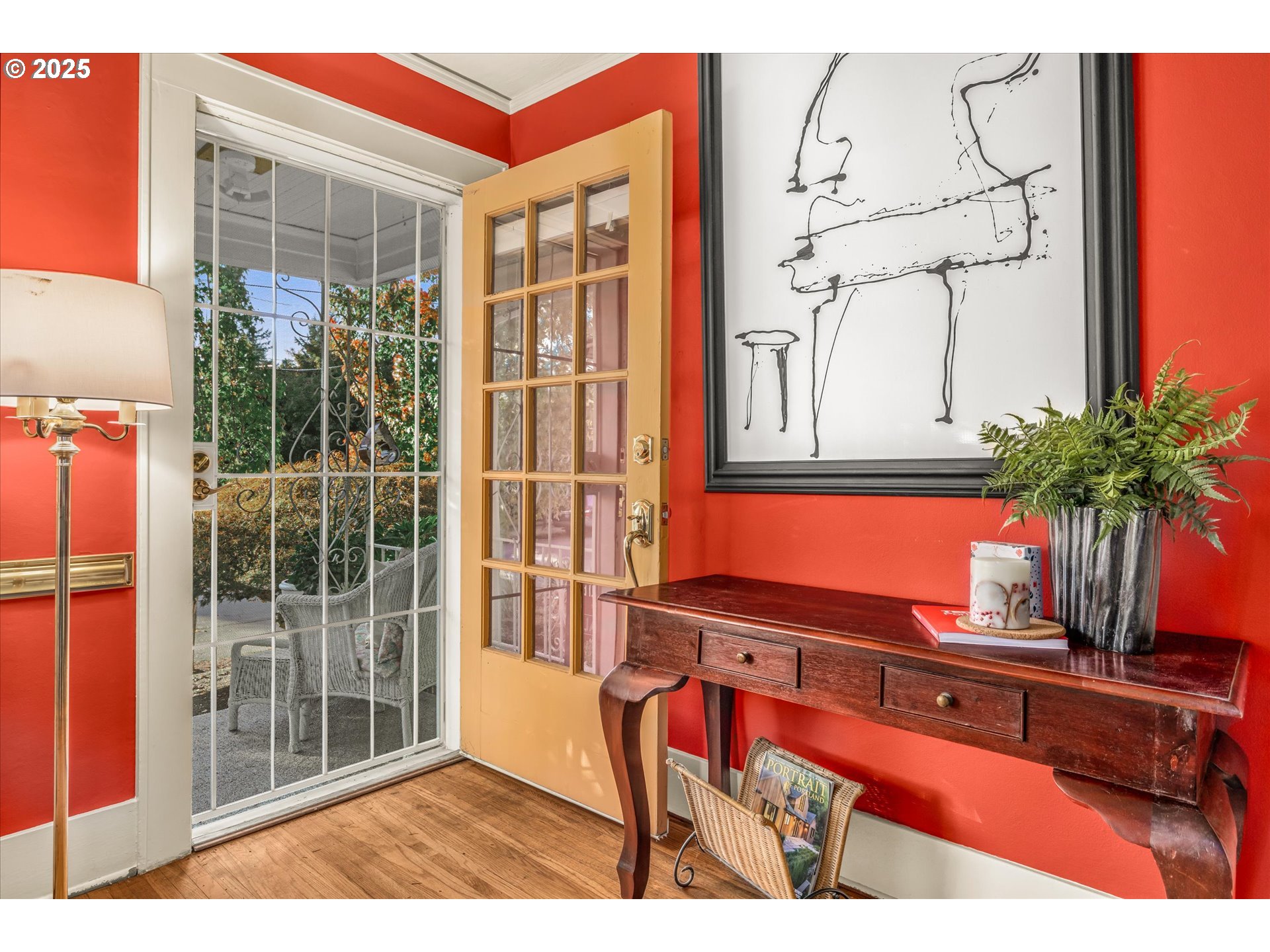 property viewer photo 1