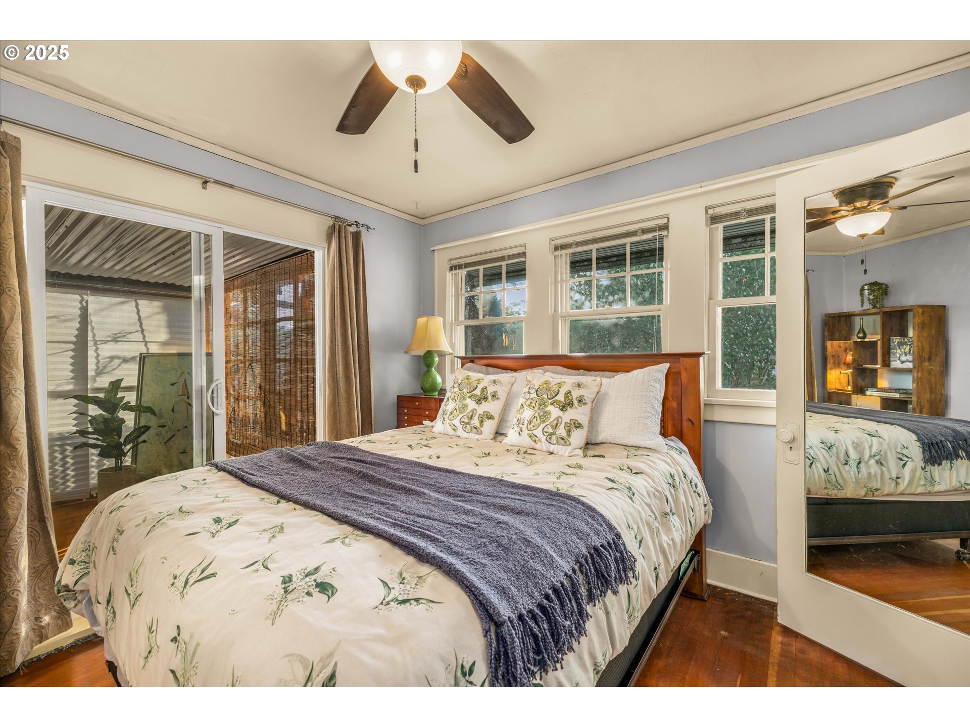 property viewer photo 12