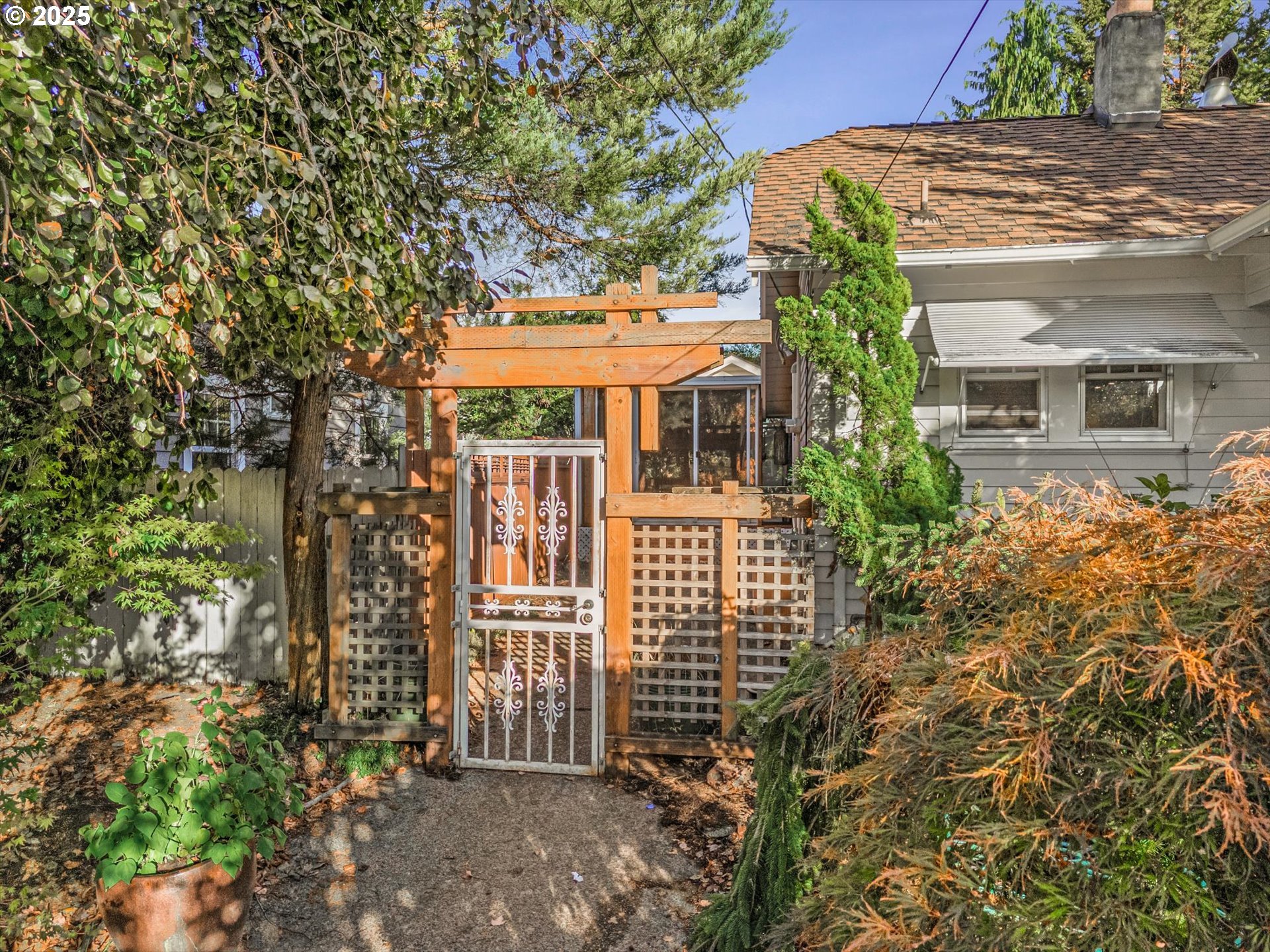 property viewer photo 22