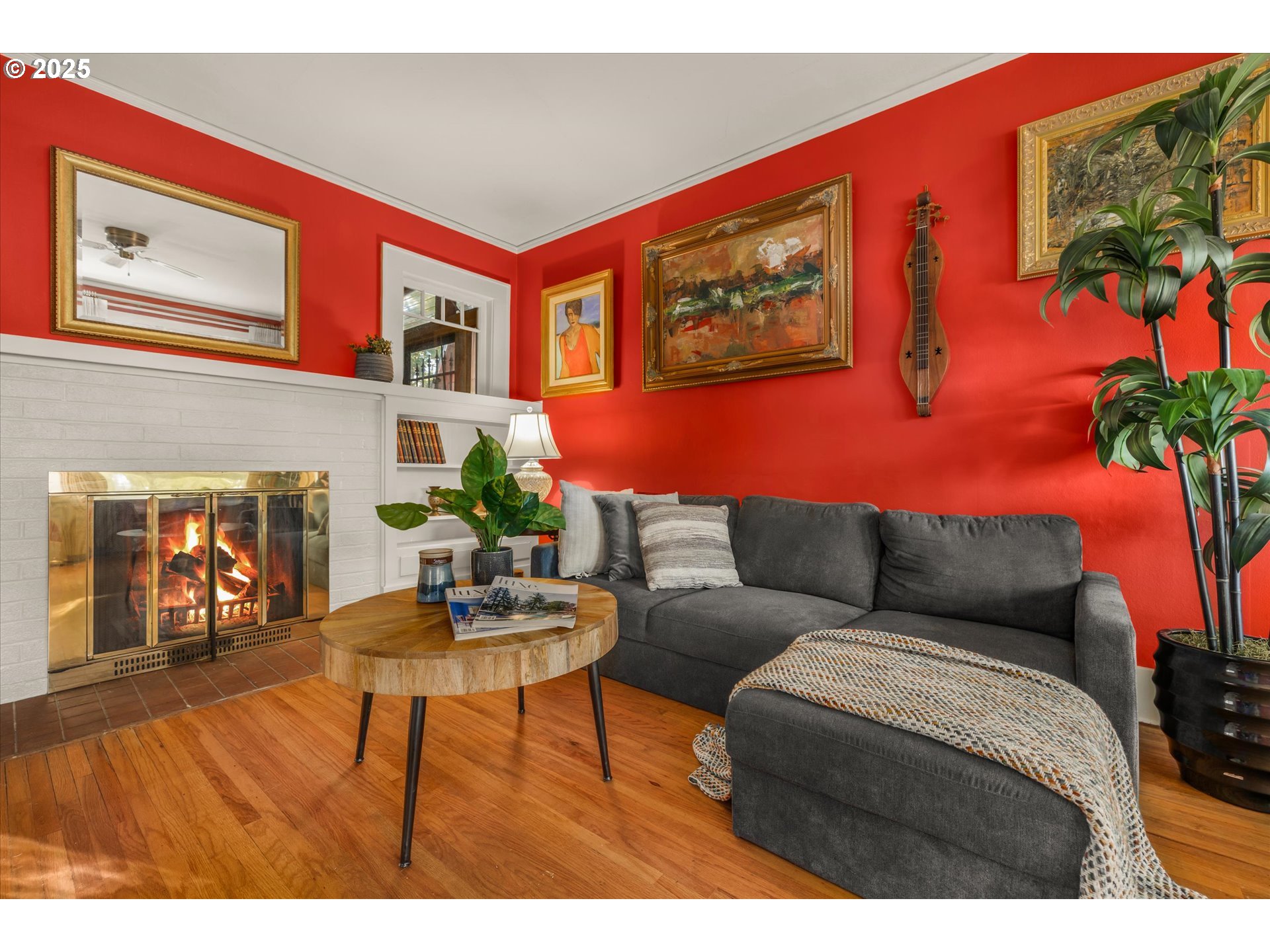 property viewer photo 4