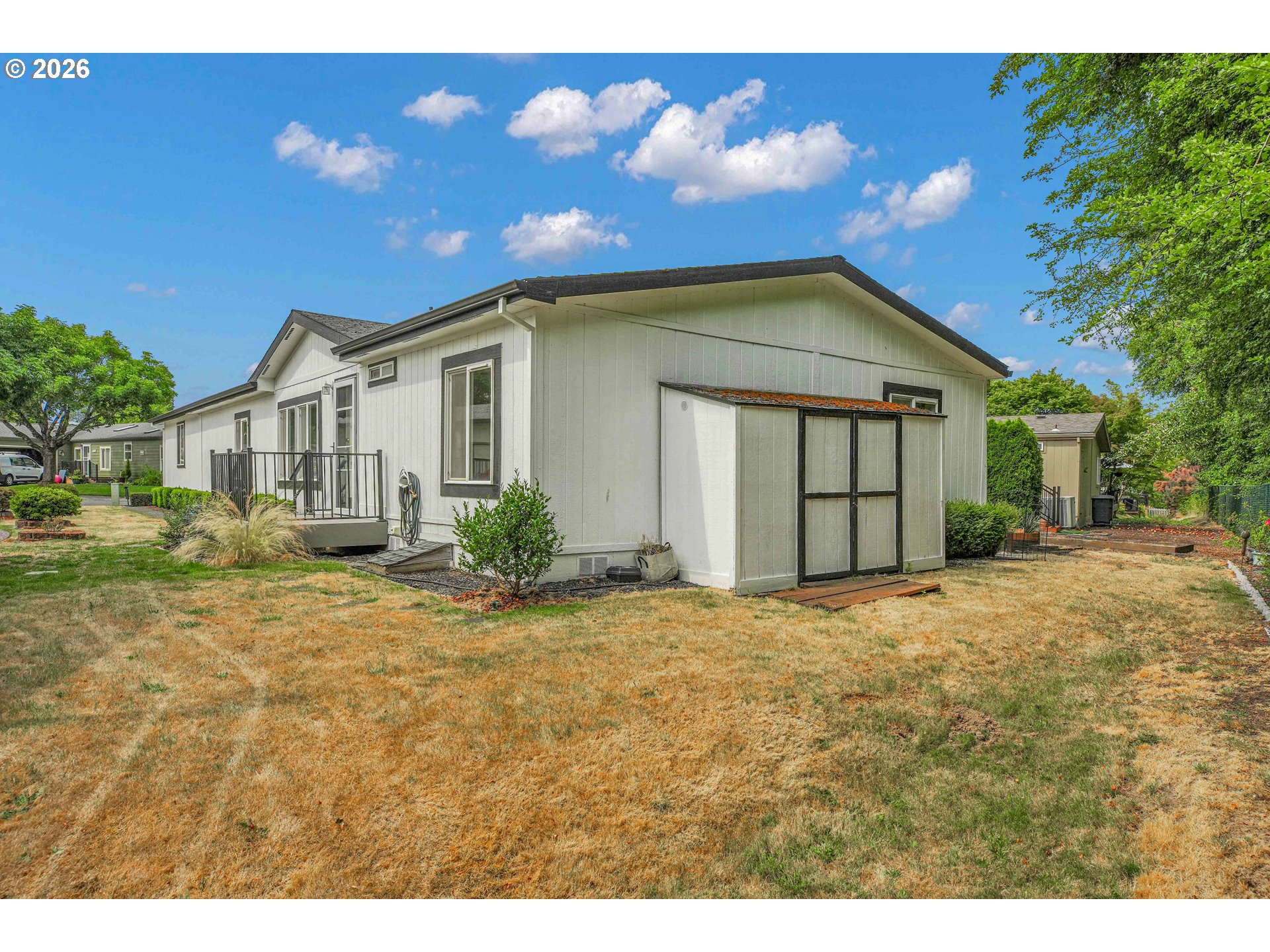 main property photo 43