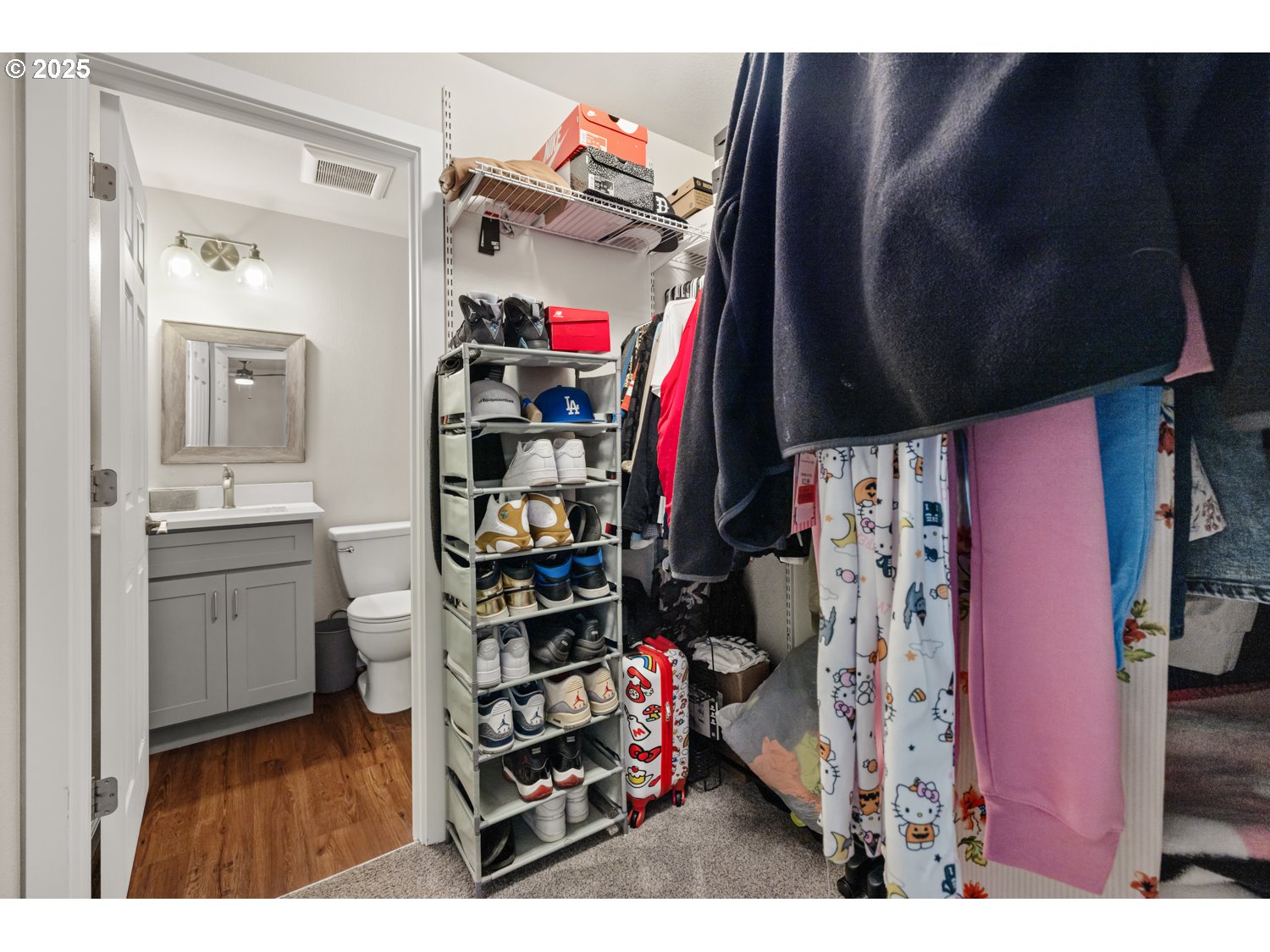 property viewer photo 10