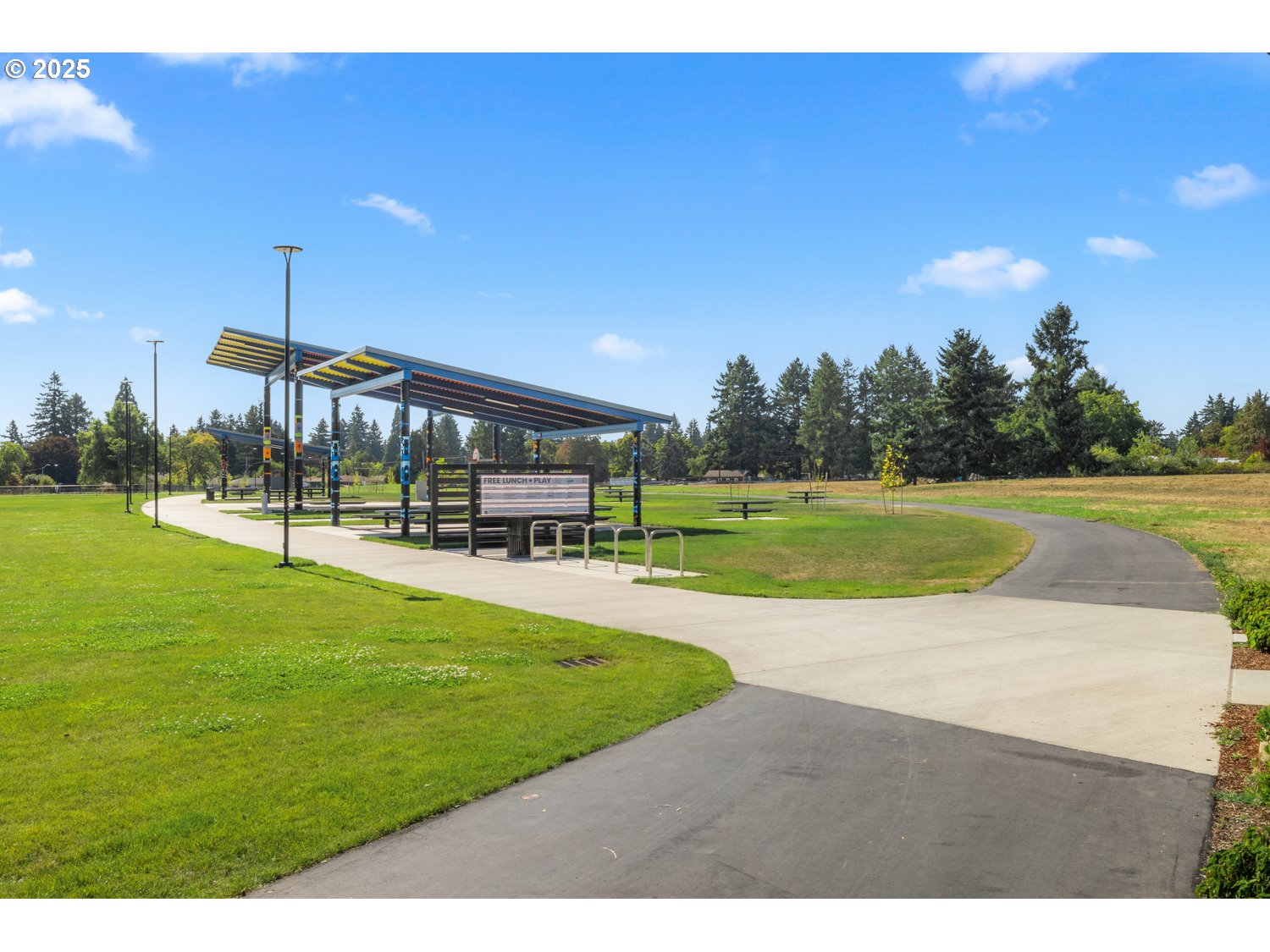 property viewer photo 21