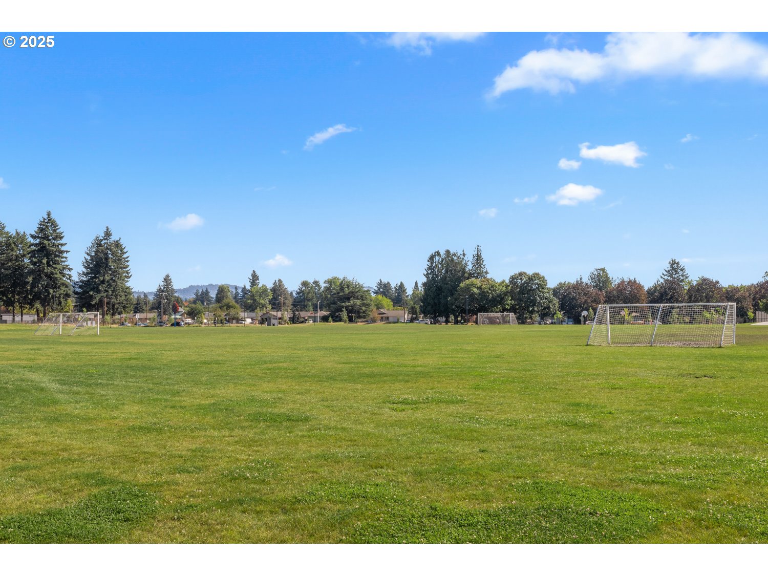 property viewer photo 23