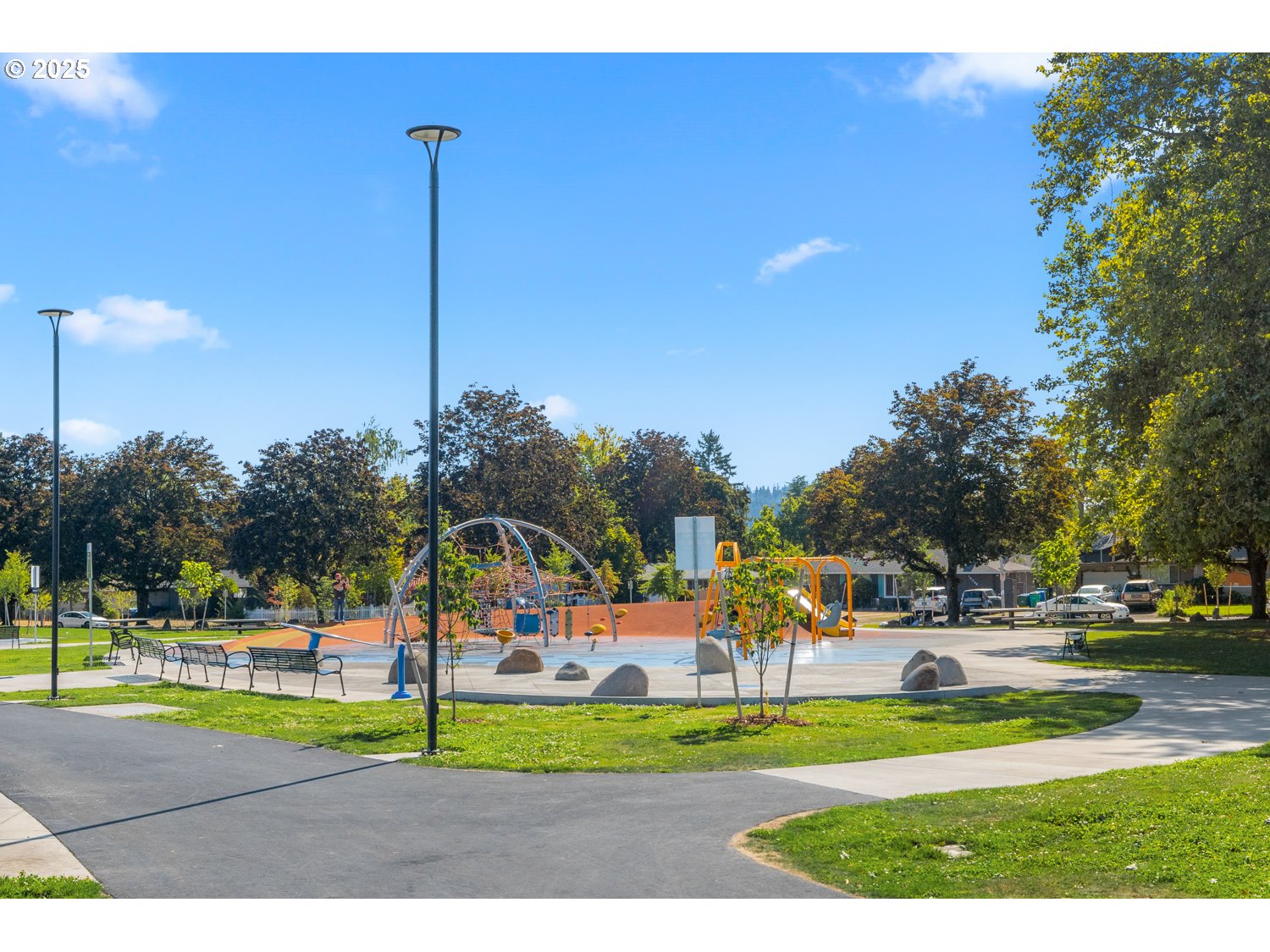 property viewer photo 25