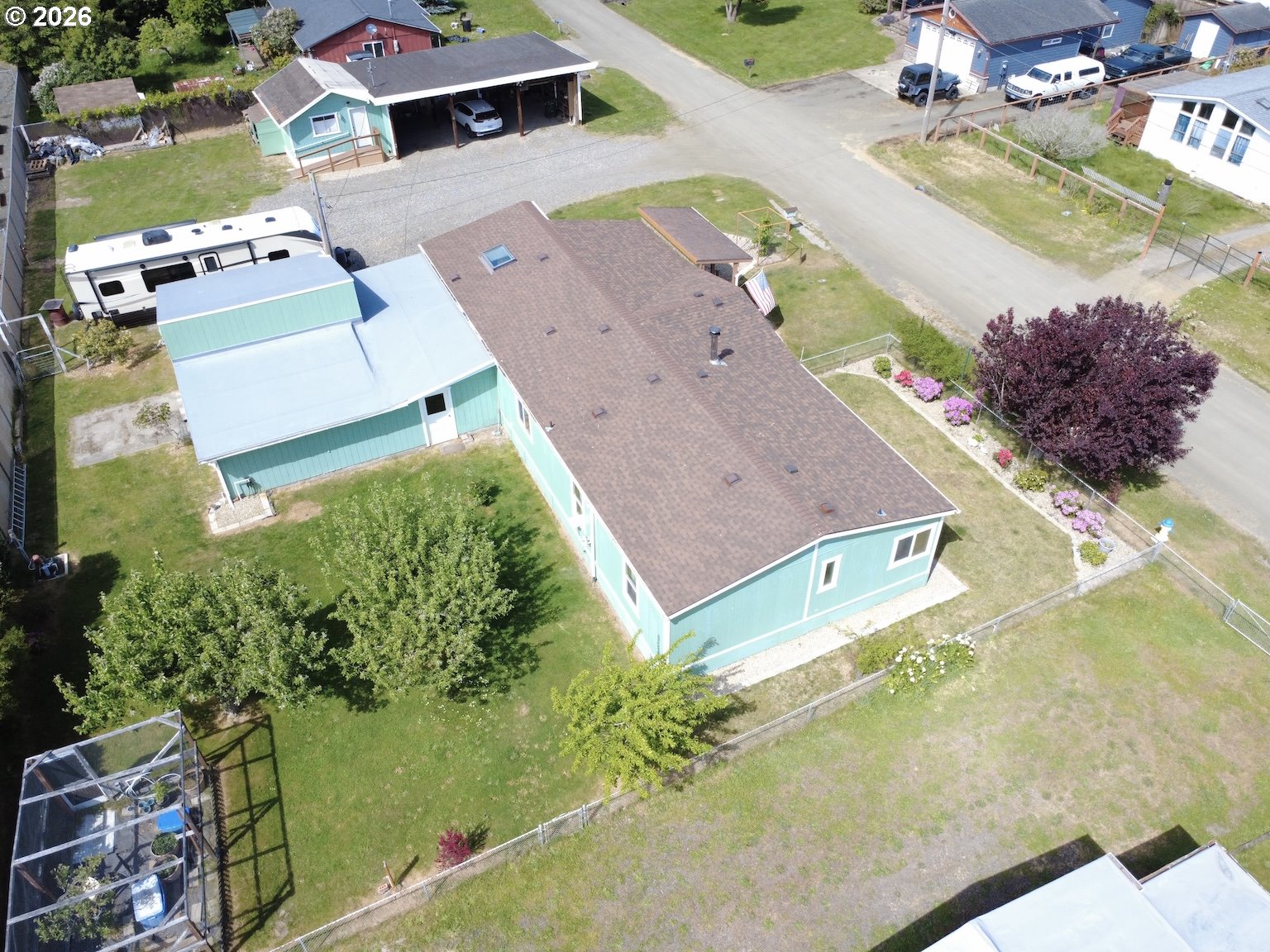 main property photo 41