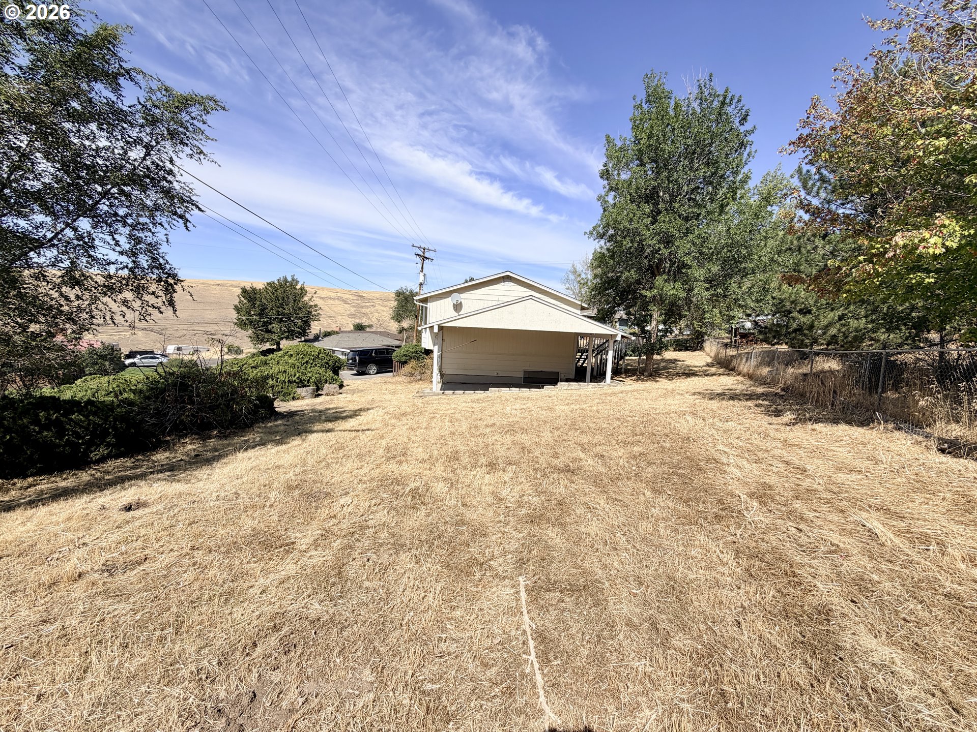 main property photo 19