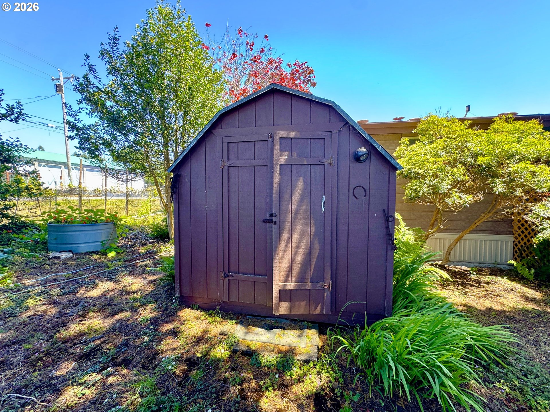 main property photo 47