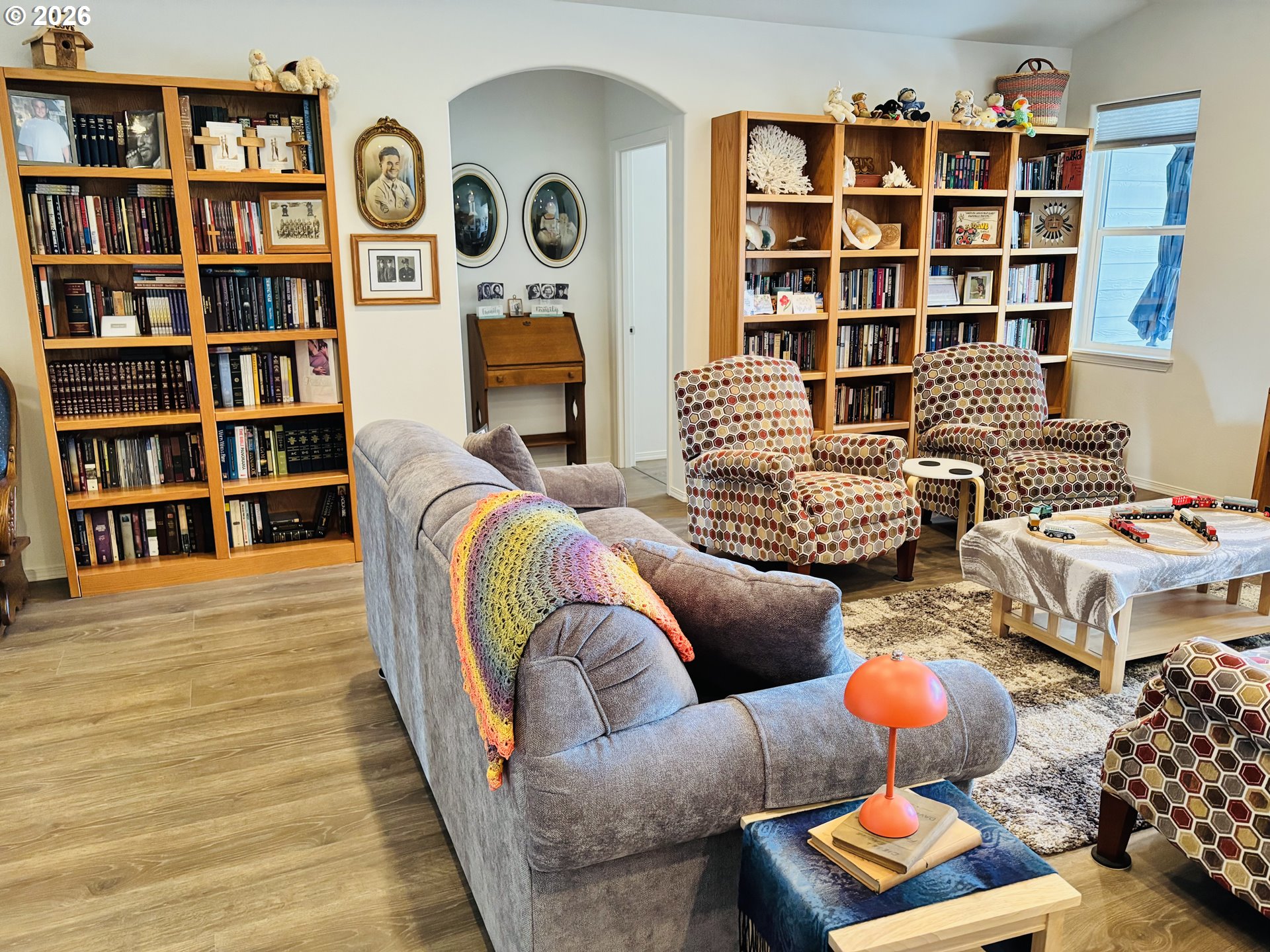 main property photo 10