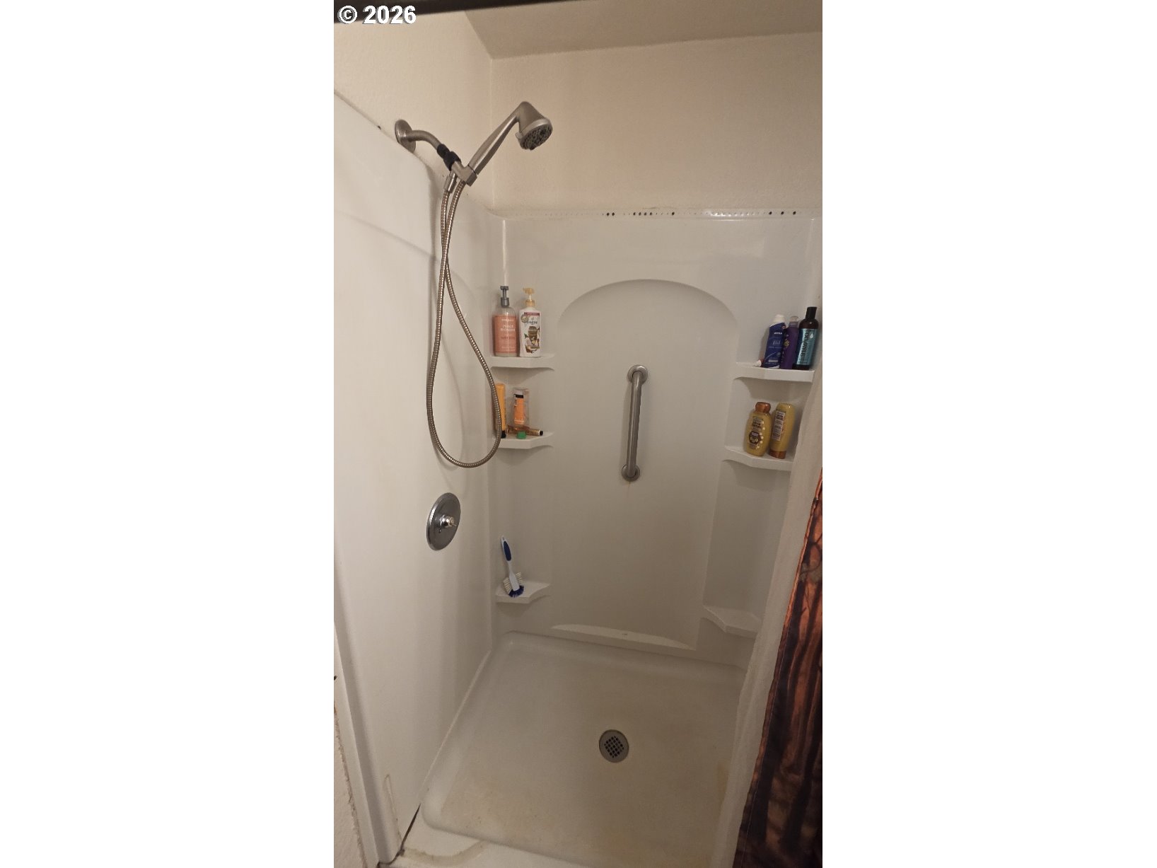 main property photo 11