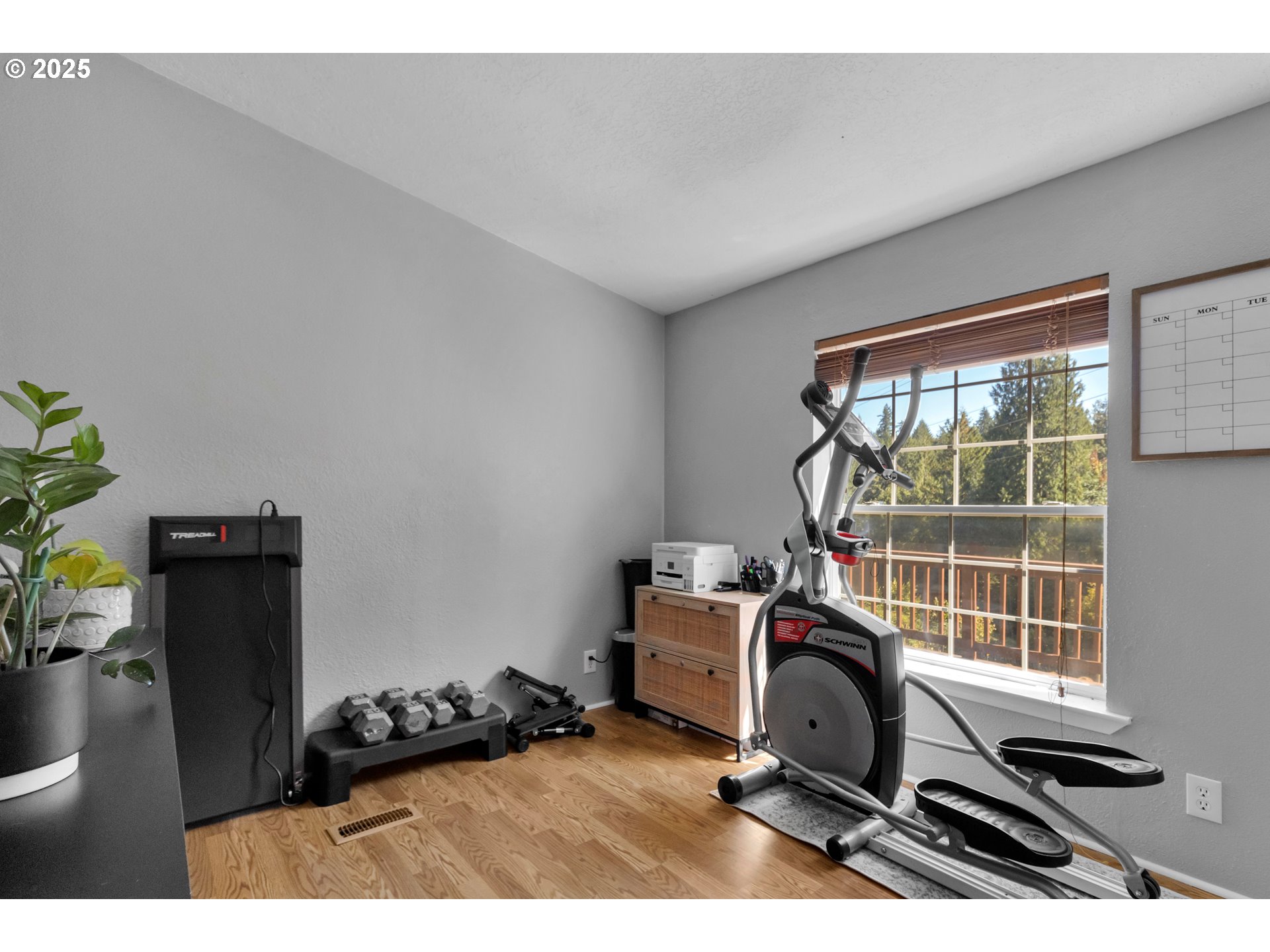 property viewer photo 12