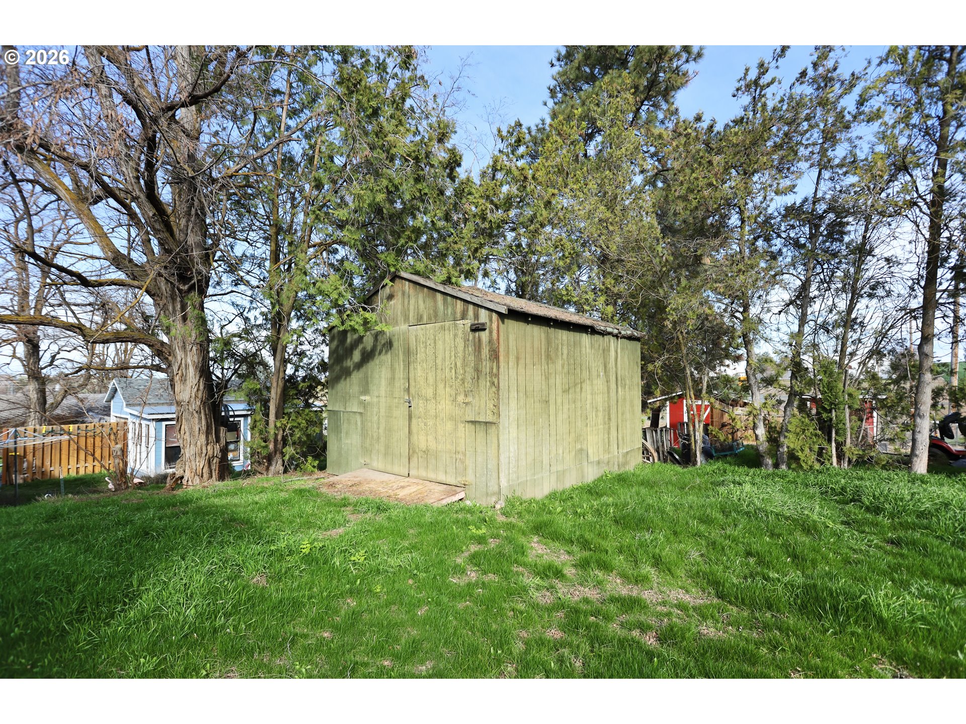 main property photo 47