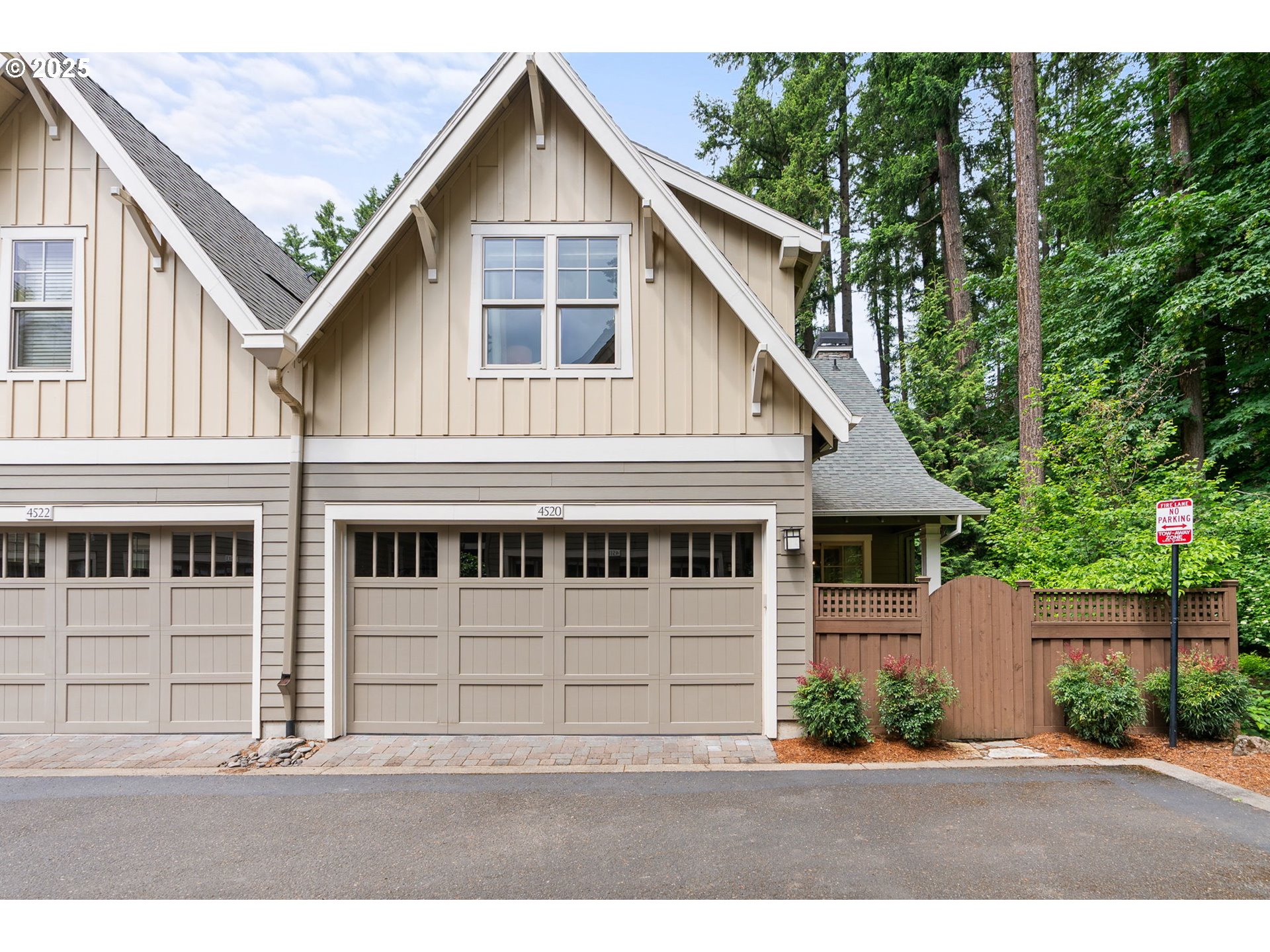 property viewer photo 20
