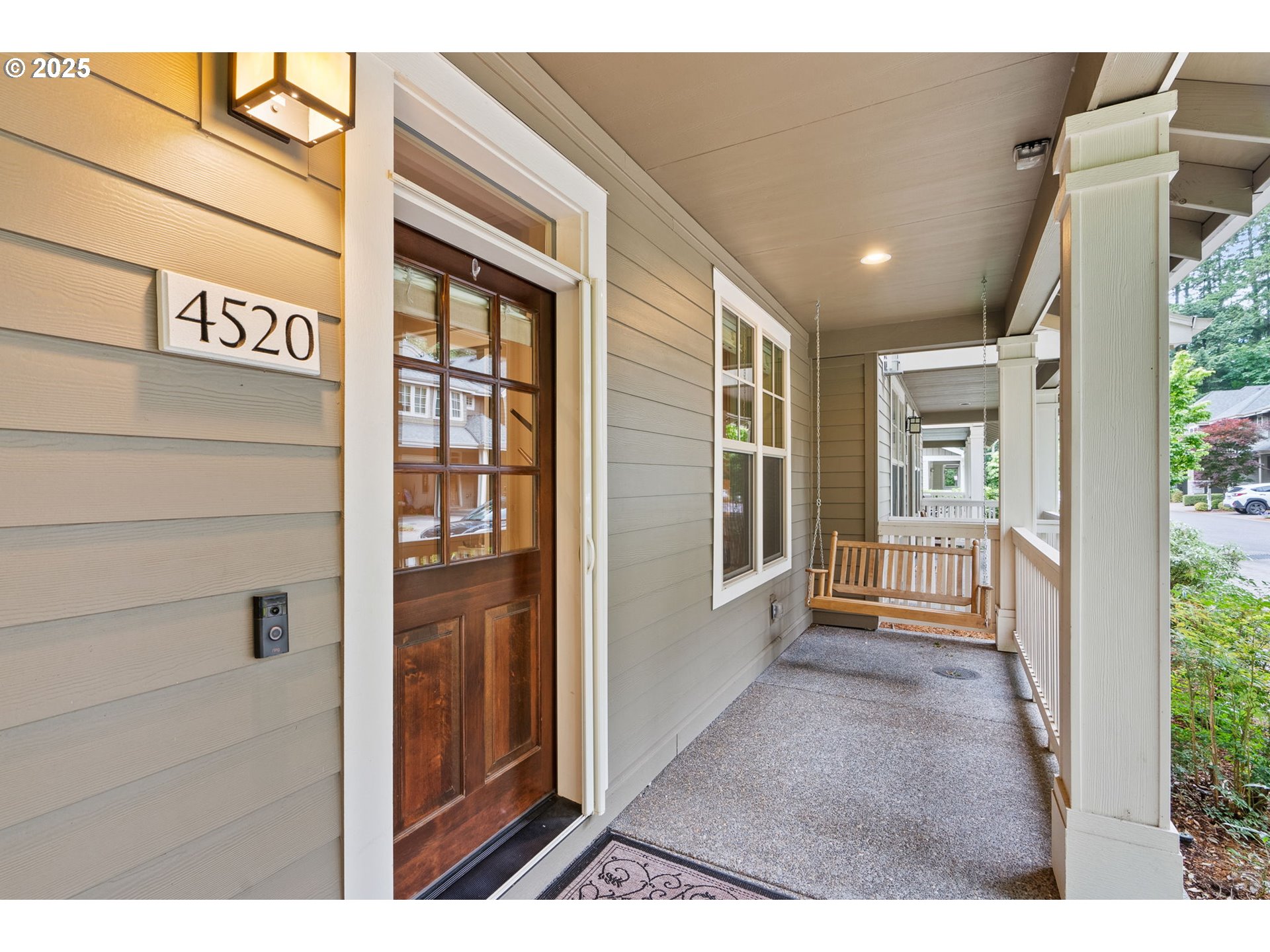property viewer photo 3