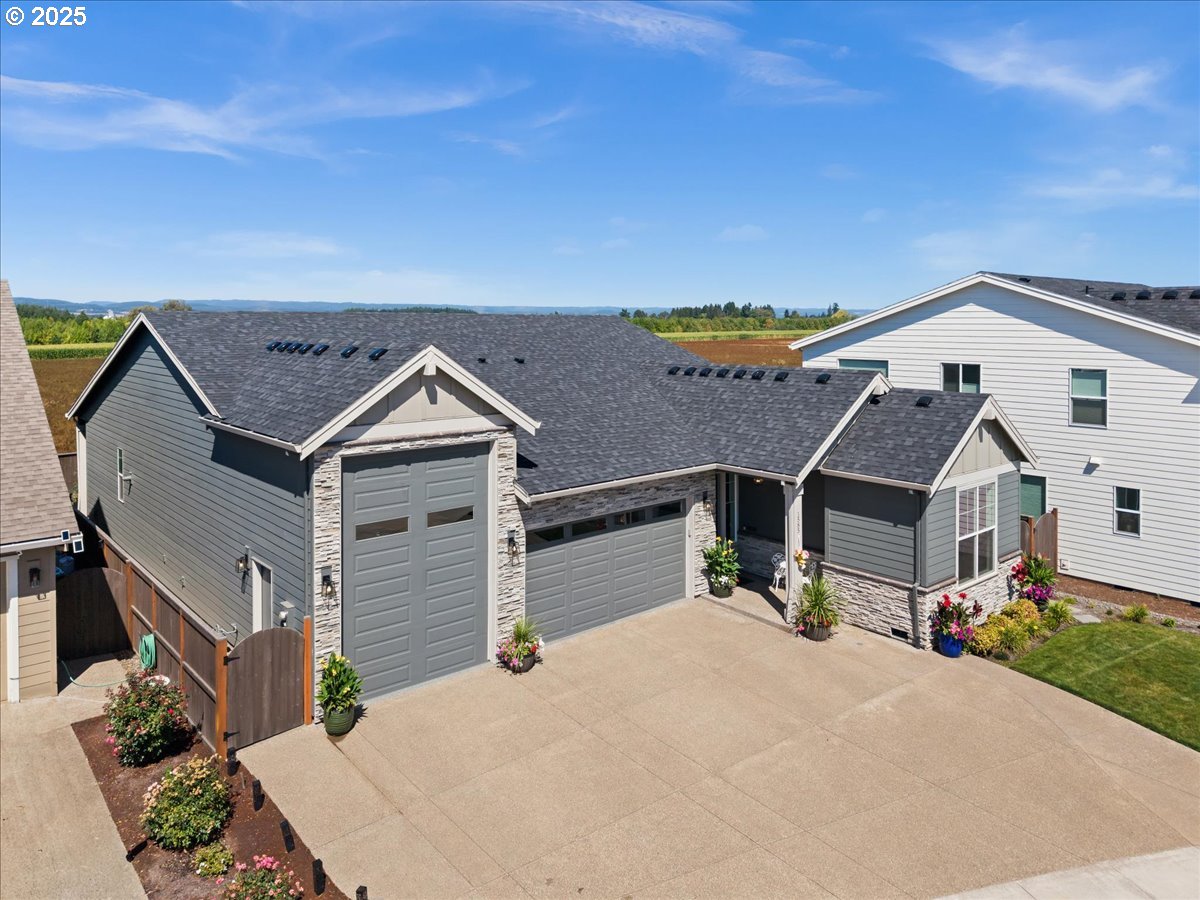 property viewer photo 1