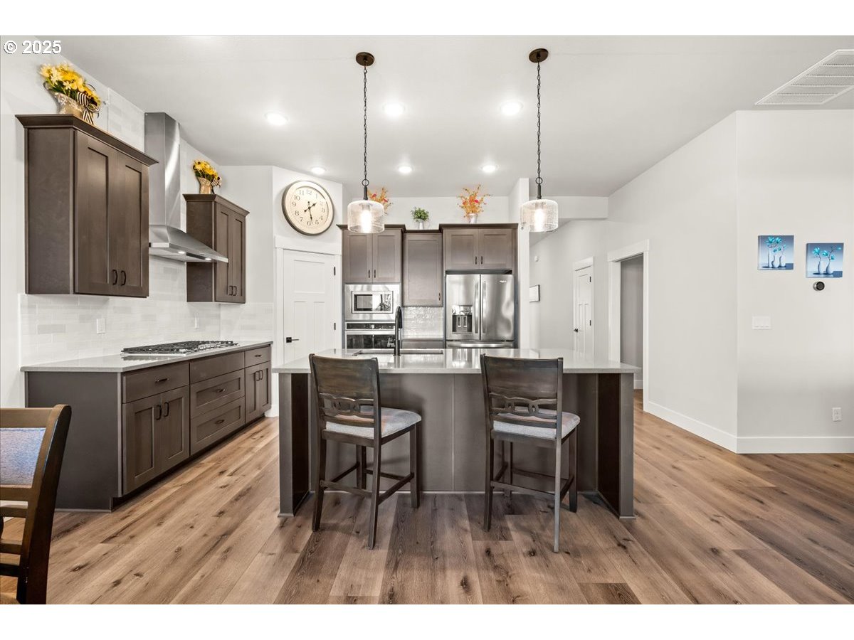 property viewer photo 14