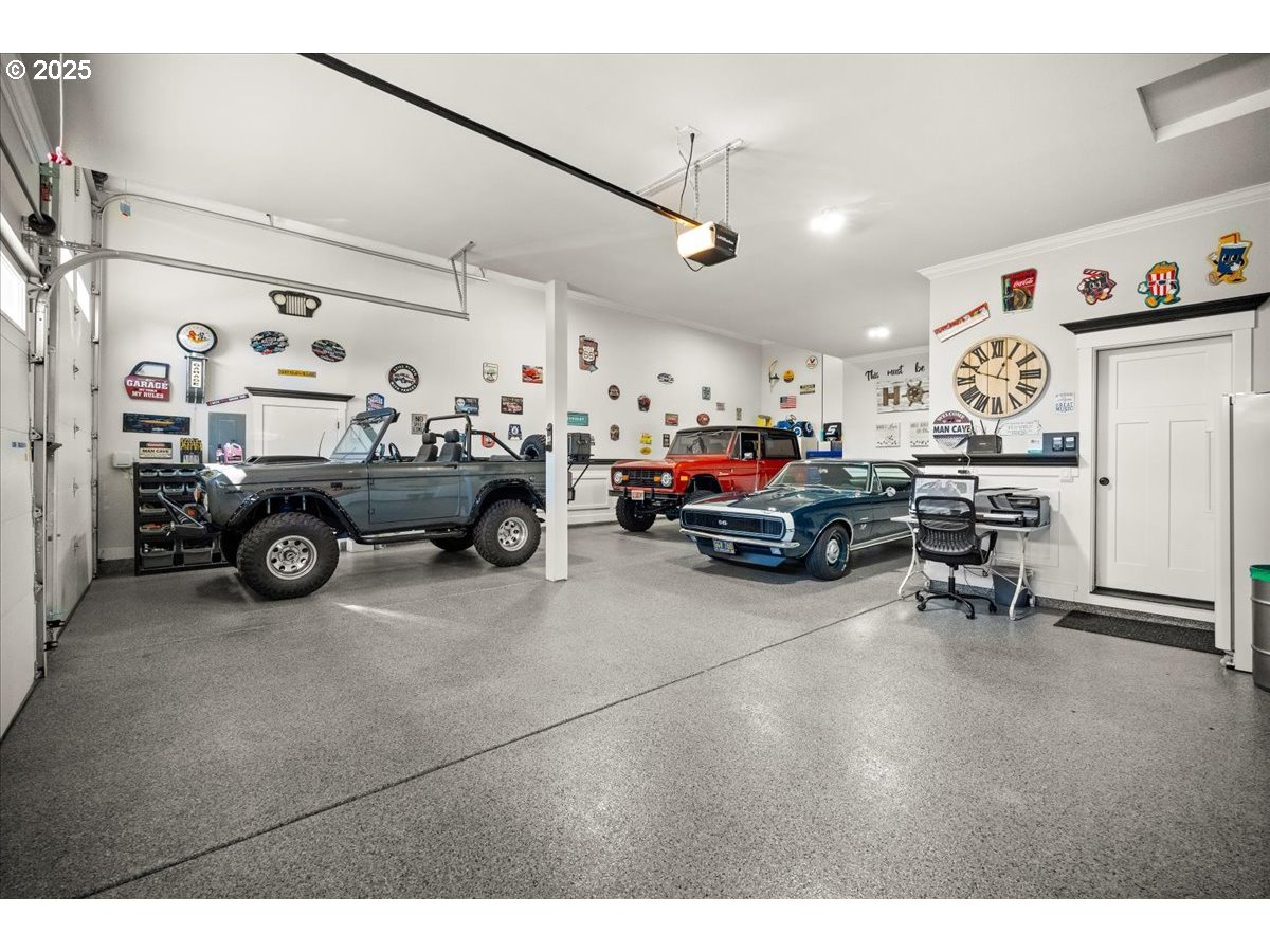 property viewer photo 35
