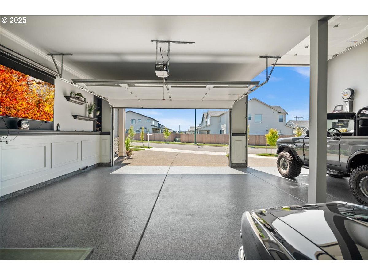 property viewer photo 36