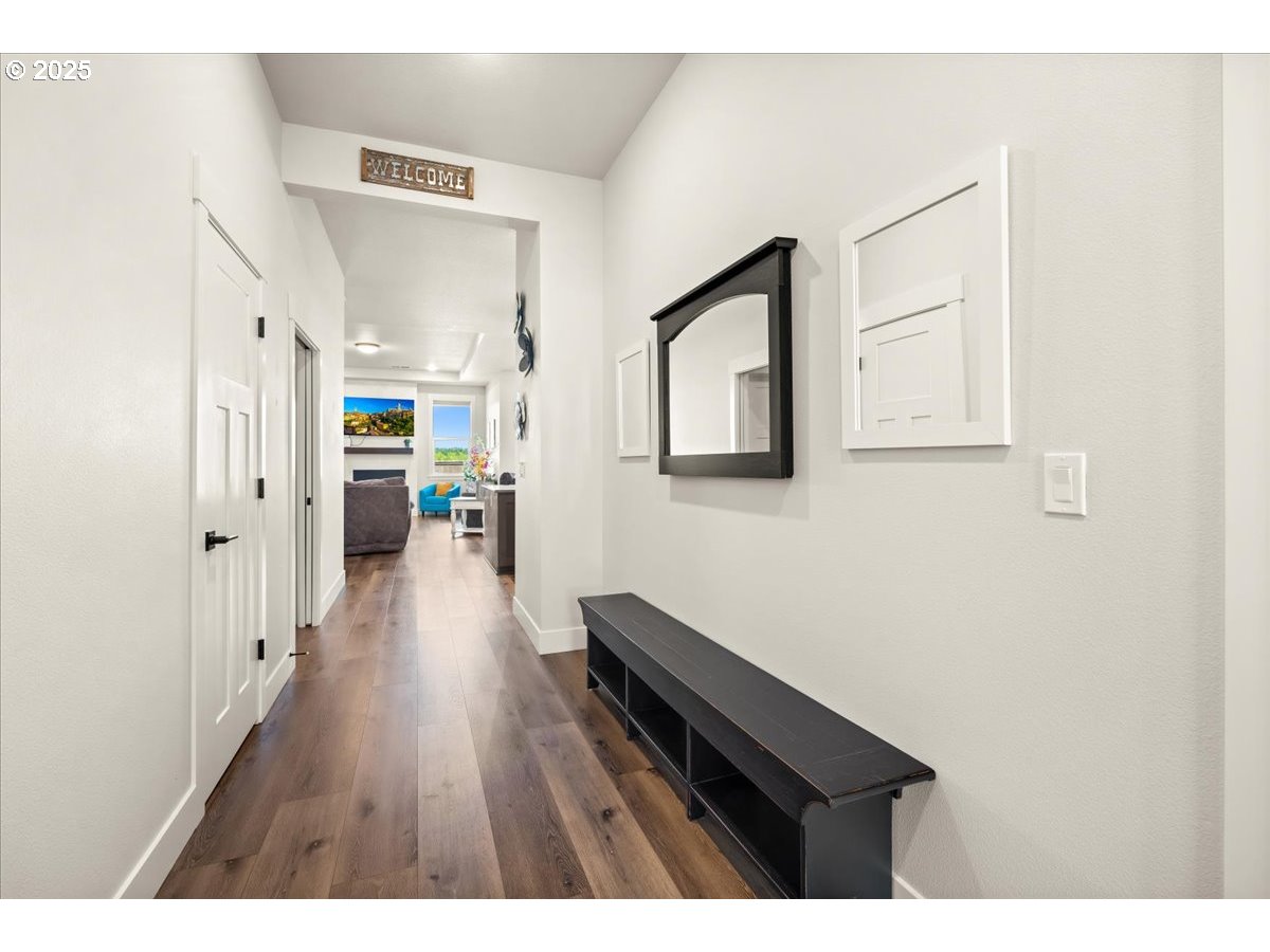 property viewer photo 7