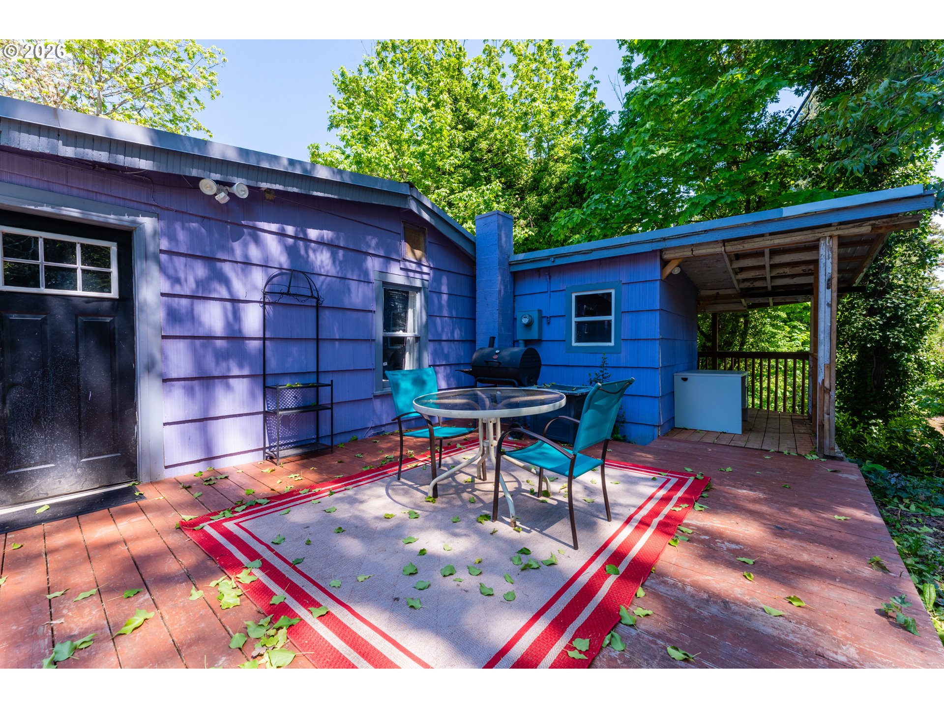 main property photo 25
