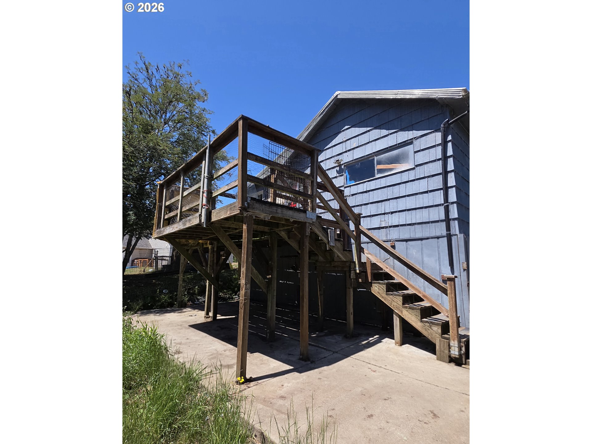 main property photo 22