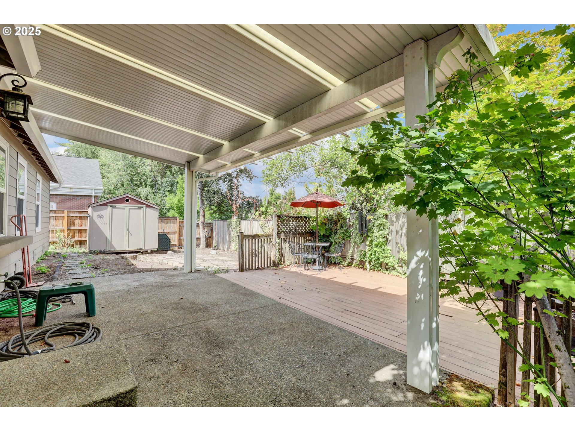 property viewer photo 24
