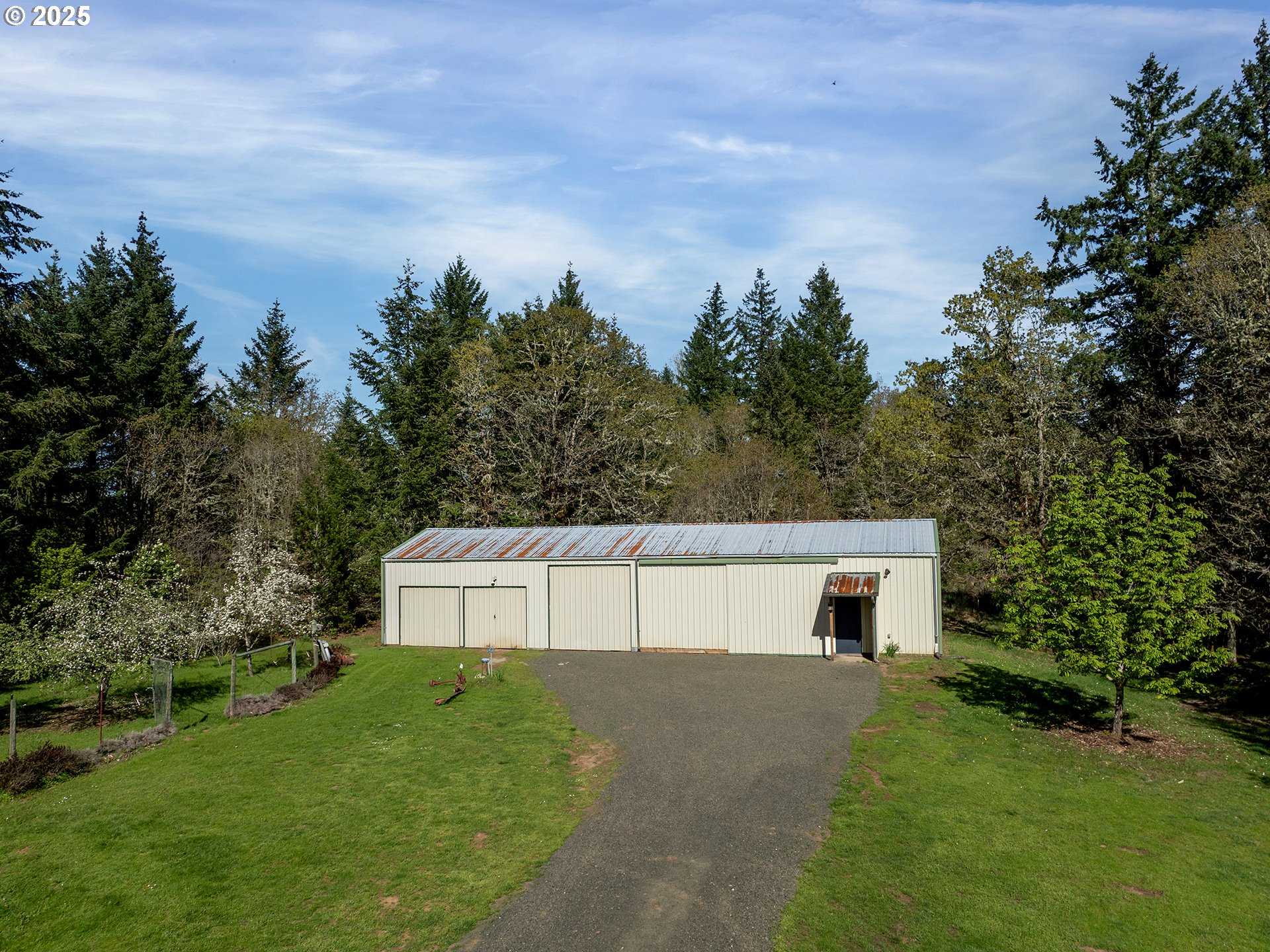 main property photo 43