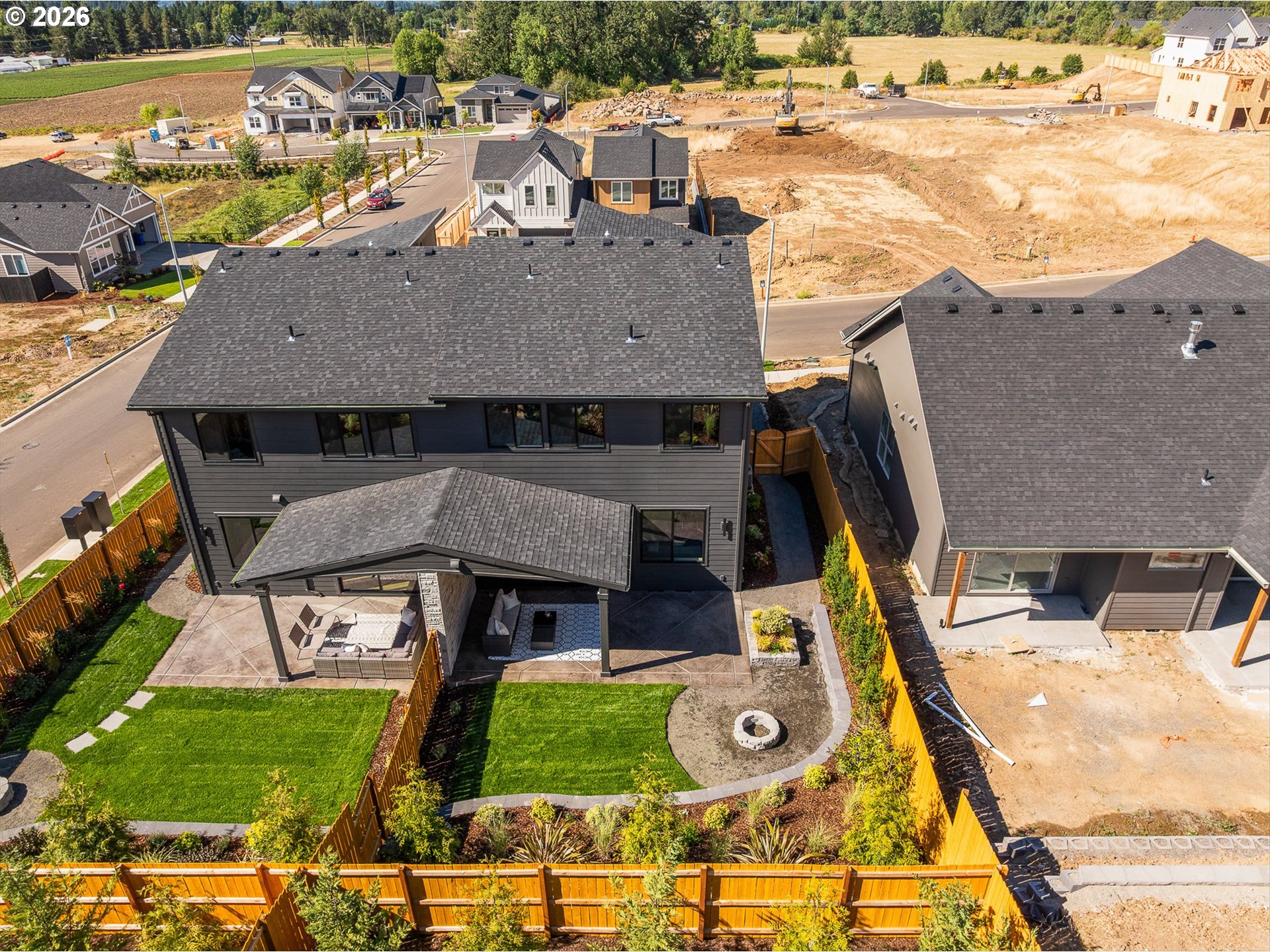 main property photo 45