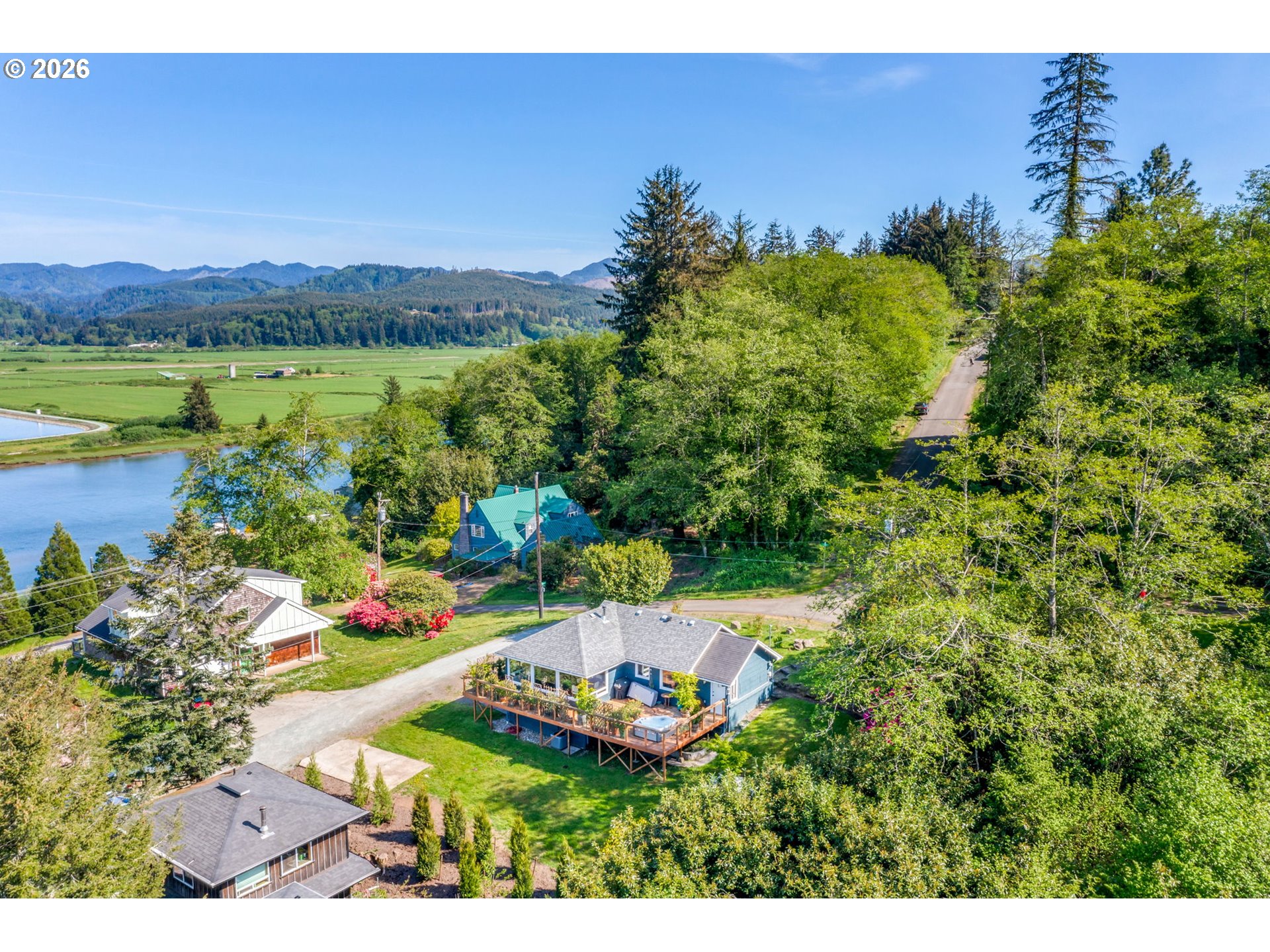 main property photo 29
