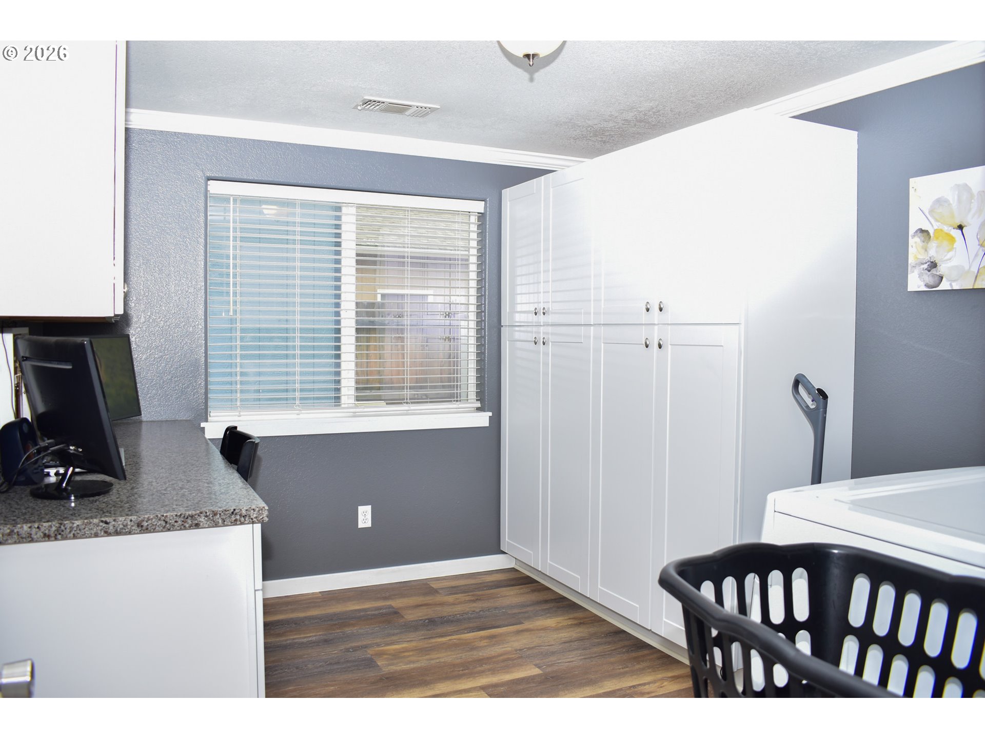 property viewer photo 12
