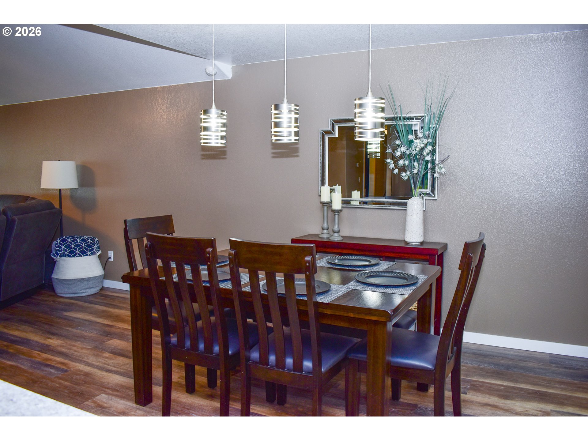 property viewer photo 21